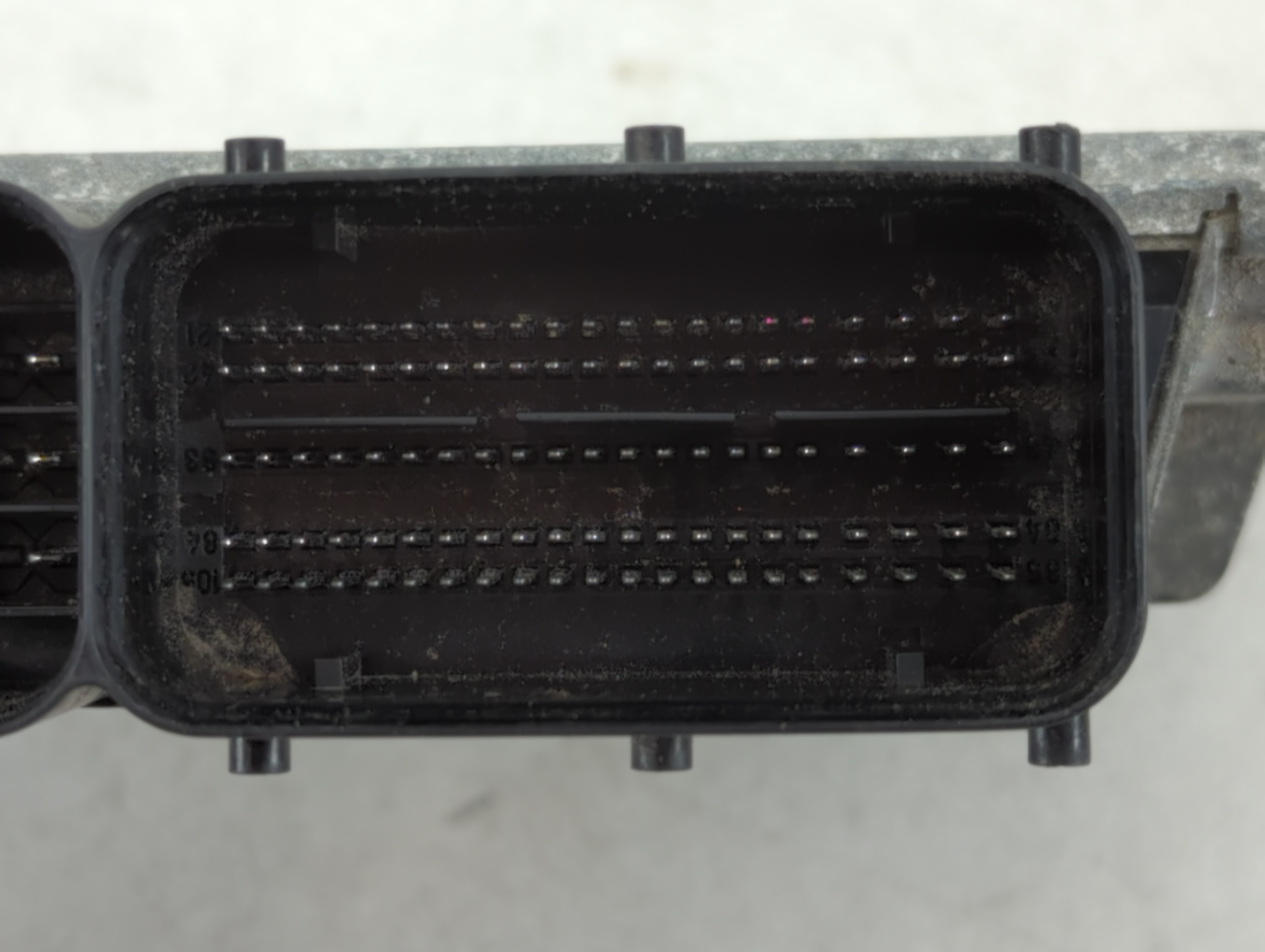 Picture of 2011 Hyundai Sonata Engine Control Computer Ecu Pcm Ecm Pcu Oem 887895
