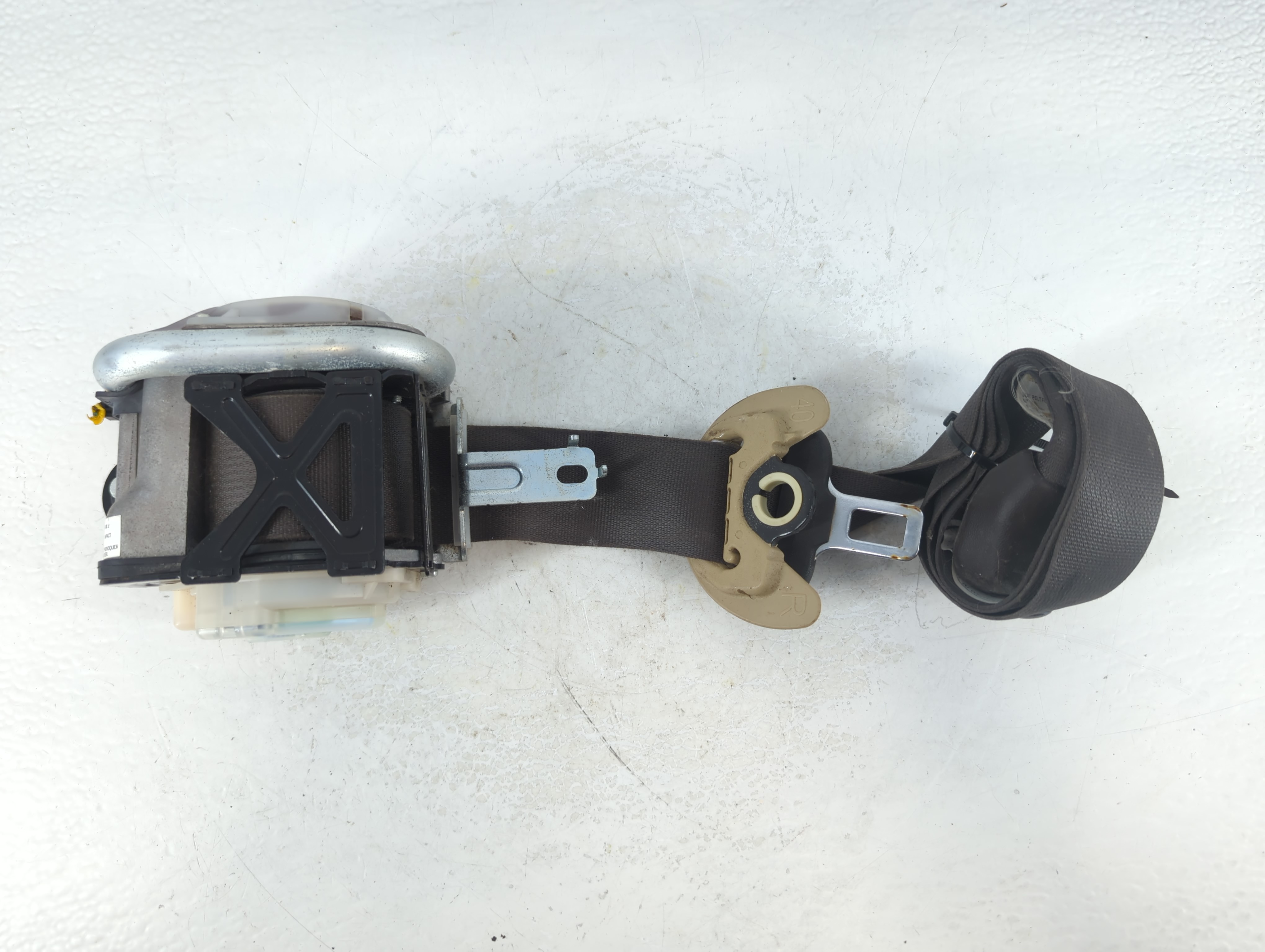 Picture of 2008-2010 Hyundai Sonata Passenger Front Seatbelt Buckle 888080
