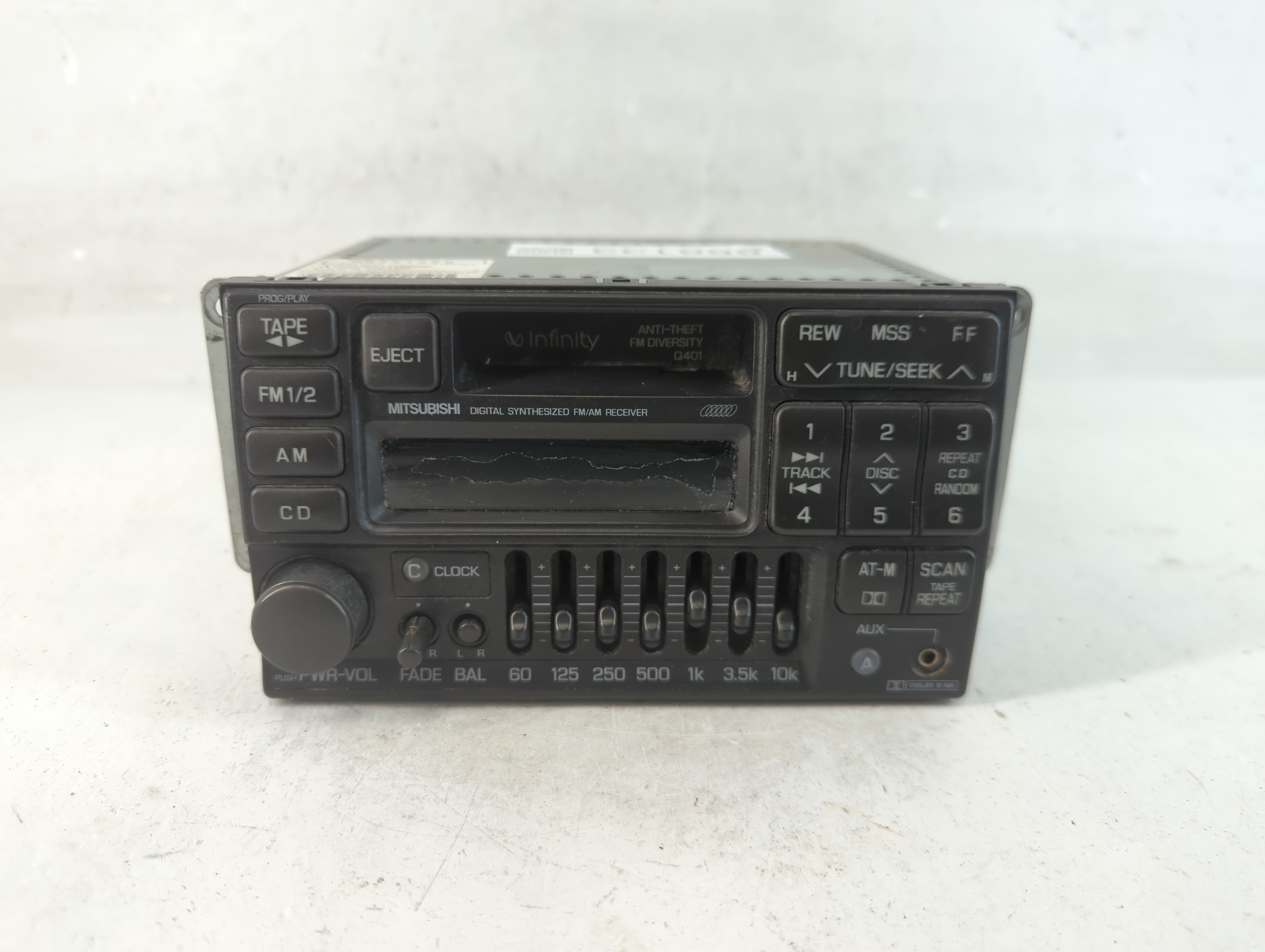 1993-1996 Mitsubishi 3000gt Am Fm Cd Player Radio Receiver 888133 - Oemusedautoparts1.com