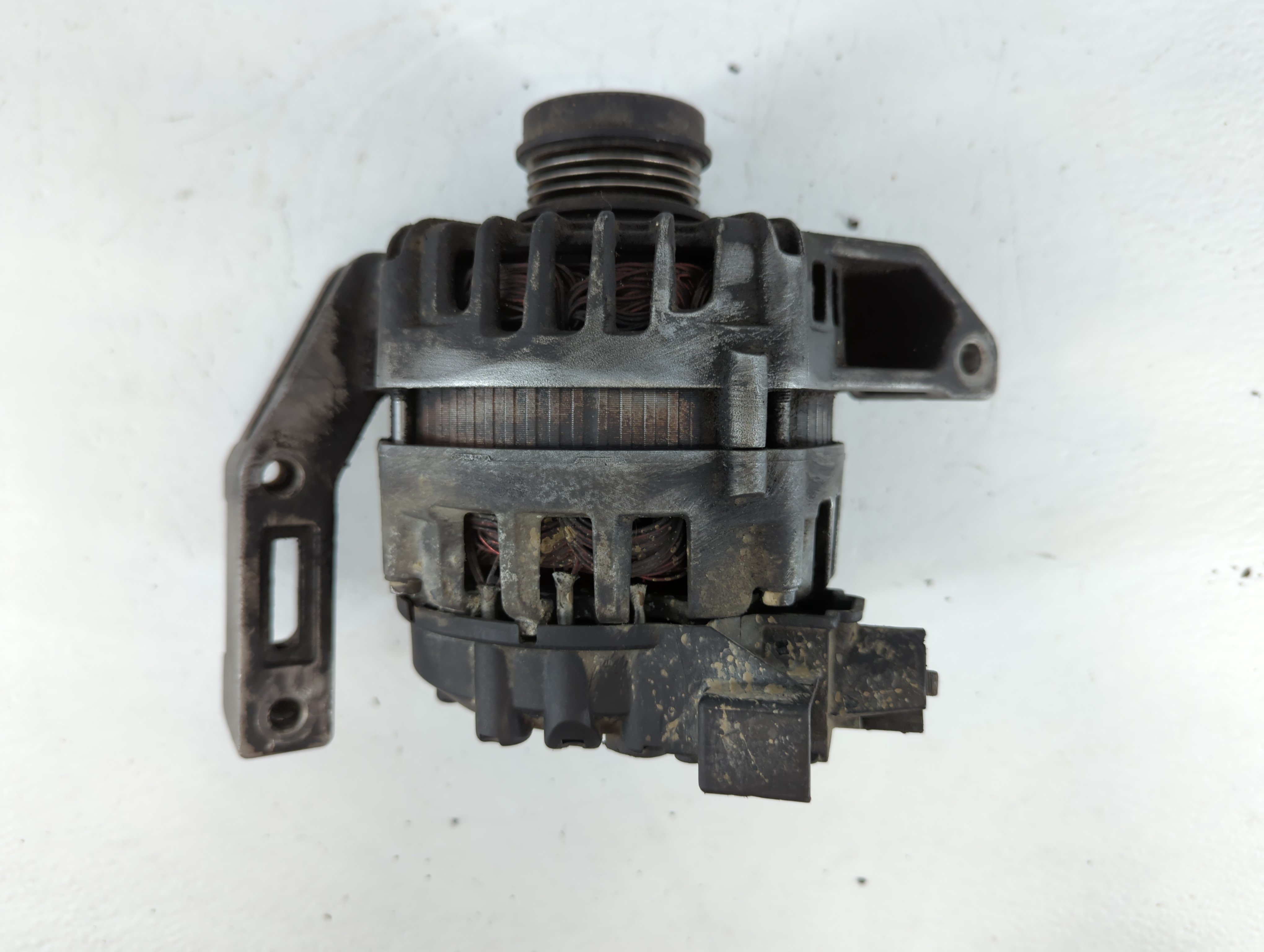 2012-2018 Ford Focus Alternator Generator Charging Assembly Engine Oem 888352 - Oemusedautoparts1.com