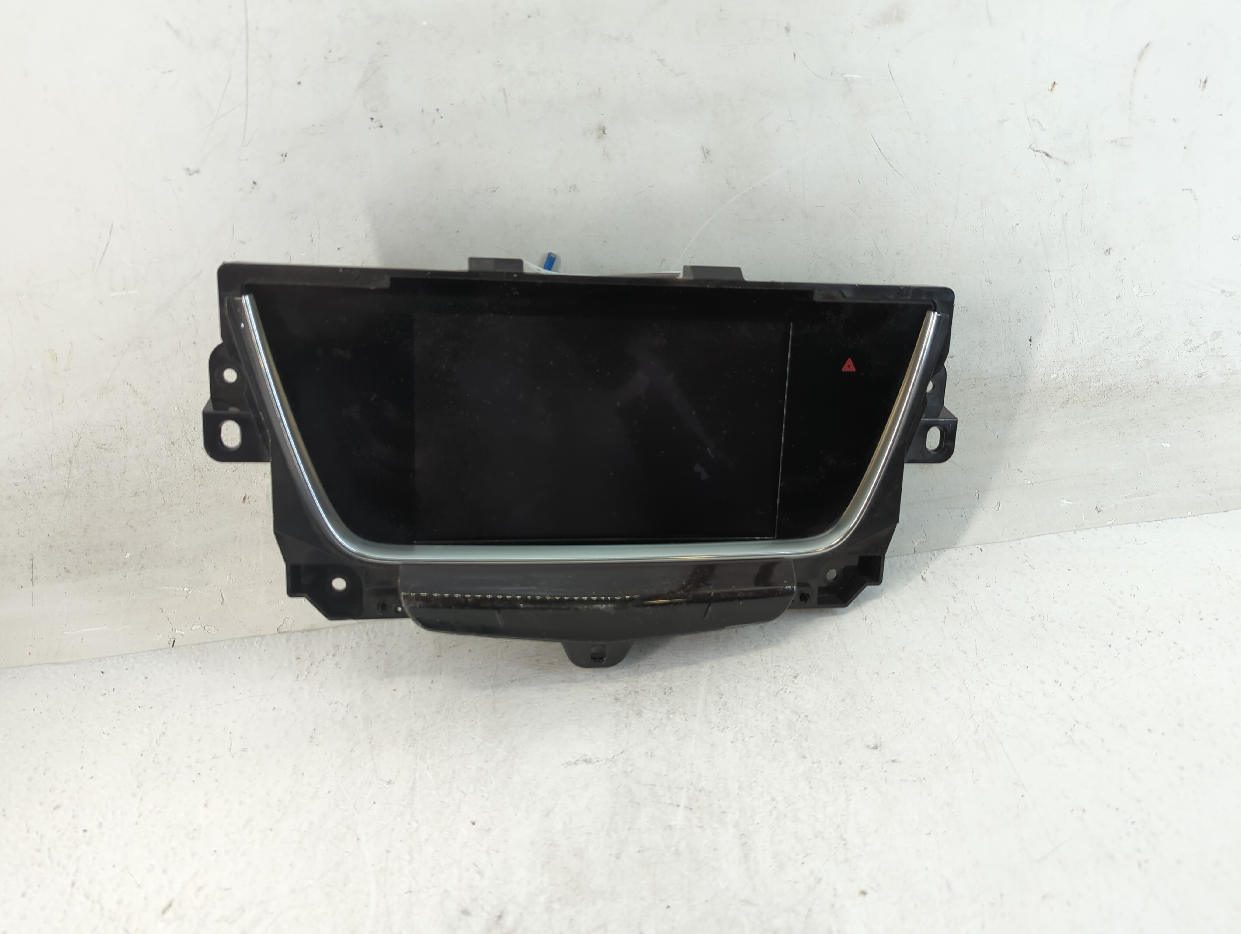 2017-2017 Cadillac Xt5 Radio Control Panel 888373 - Oemusedautoparts1.com