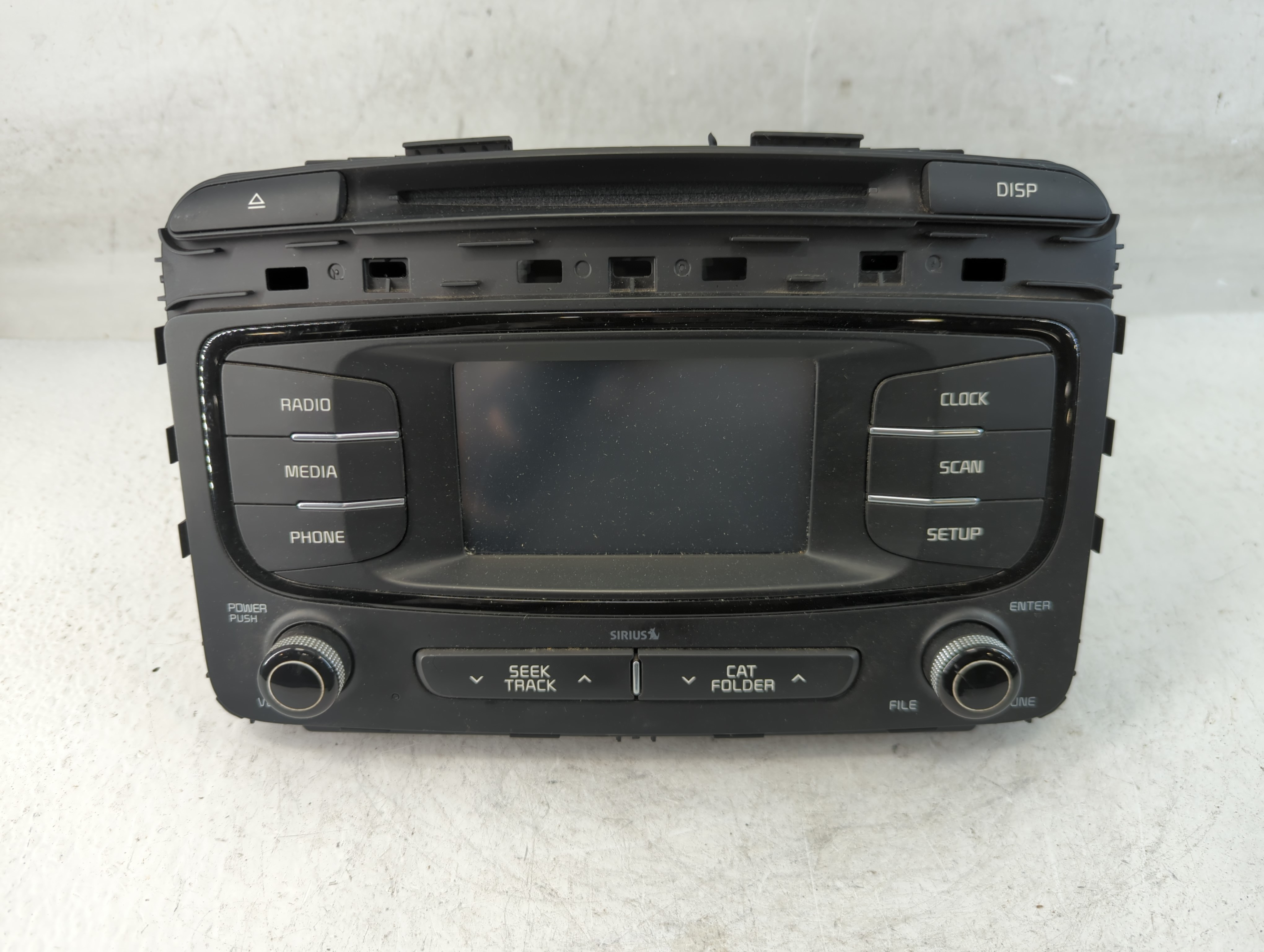 2016-2018 Kia Sorento Am Fm Cd Player Radio Receiver 888383 - Oemusedautoparts1.com