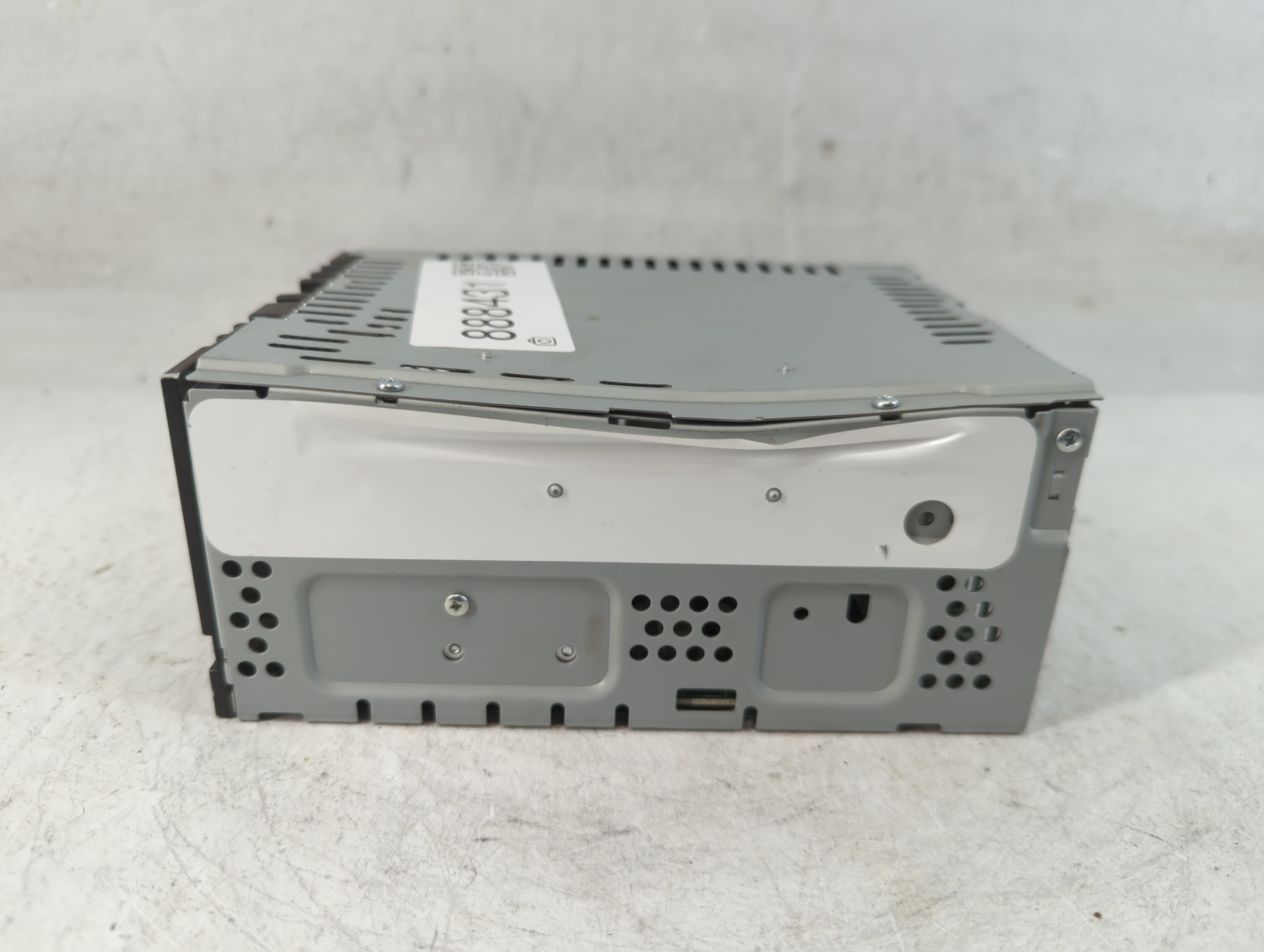 2019-2019 Ford Escape Am Fm Cd Player Radio Receiver 888431 - Oemusedautoparts1.com