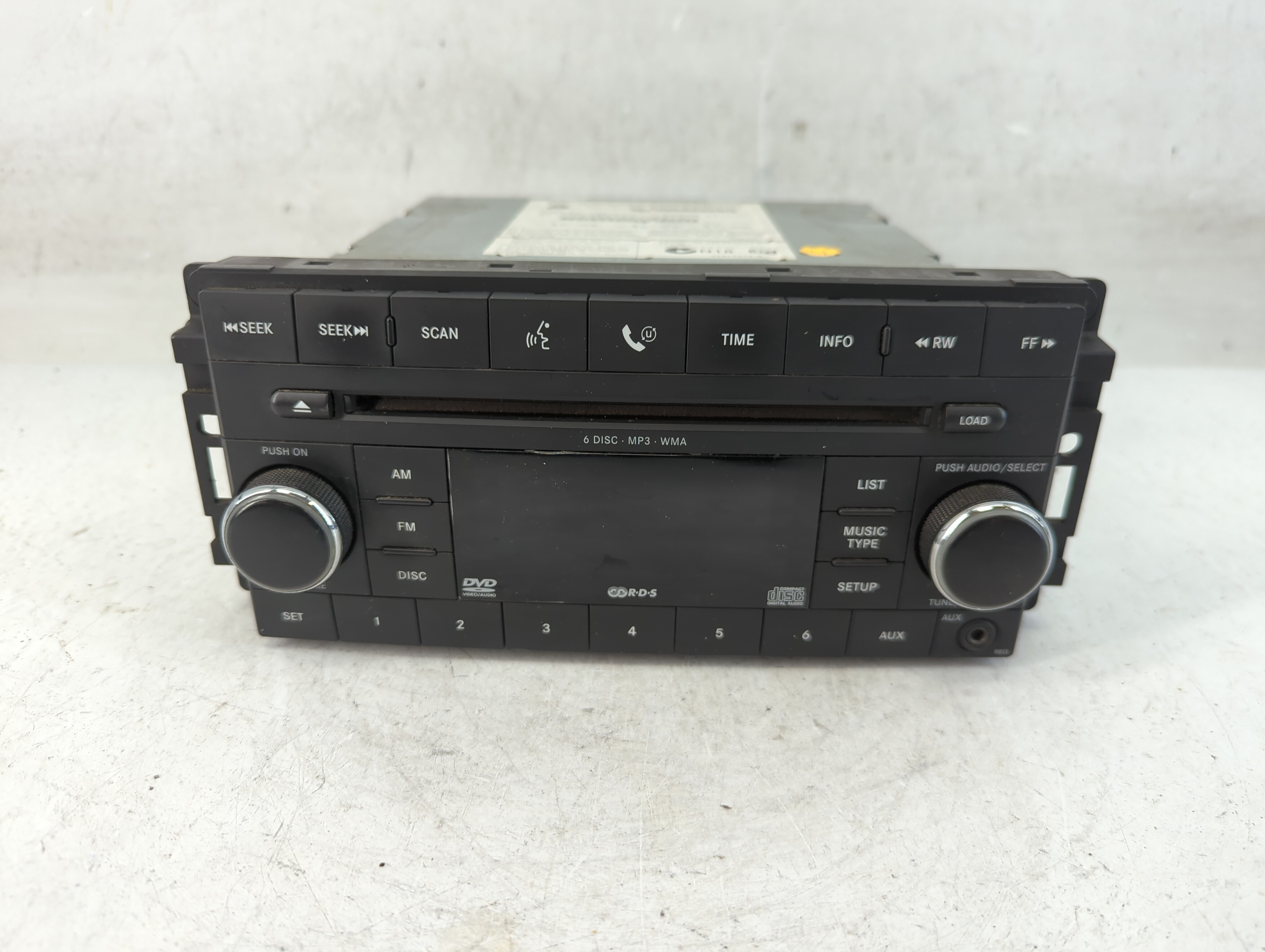 2008-2010 Chrysler 300 Am Fm Cd Player Radio Receiver 888491 - Oemusedautoparts1.com