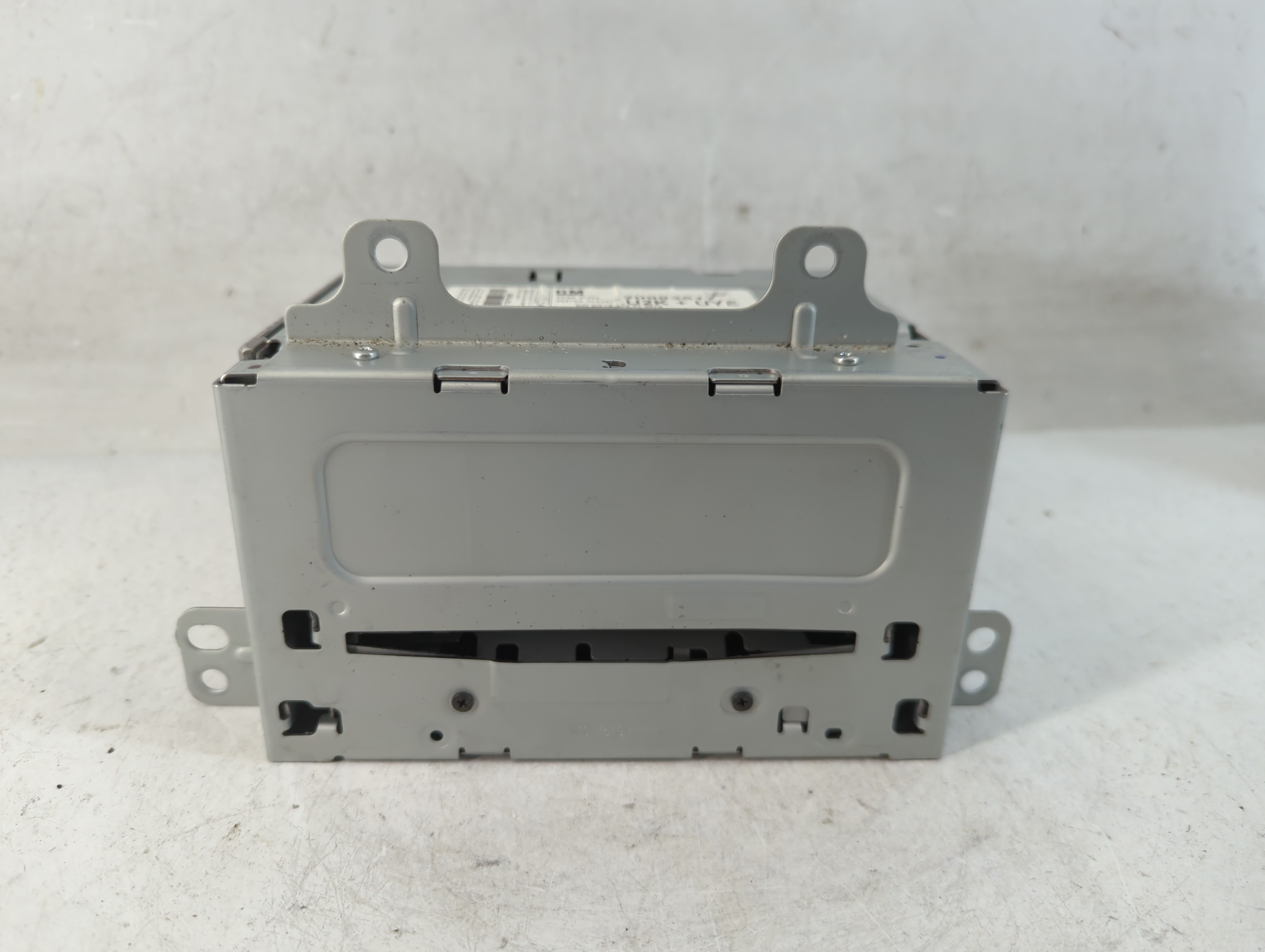 2011-2012 Buick Lacrosse Am Fm Cd Player Radio Receiver 888504 - Oemusedautoparts1.com