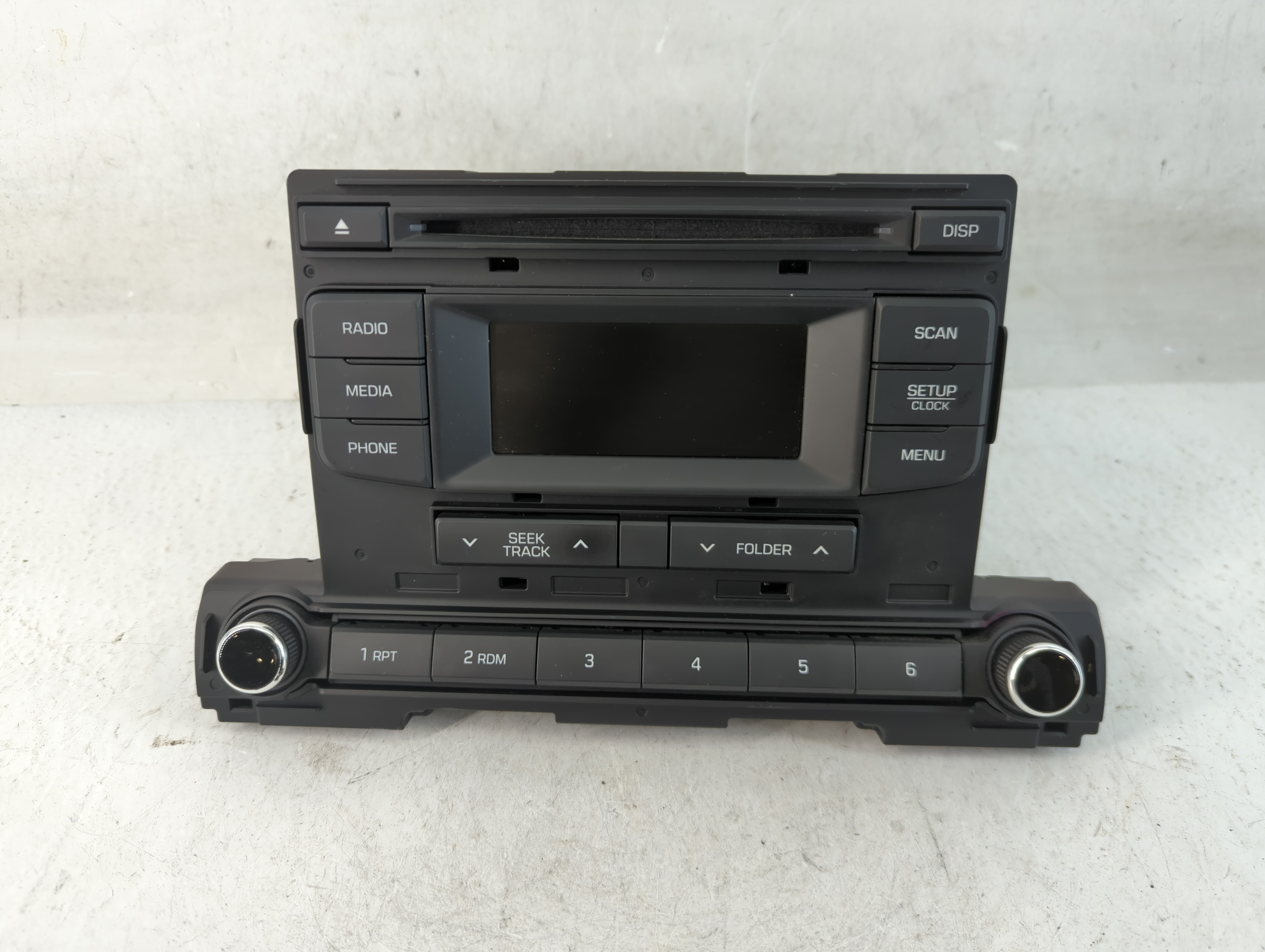 2017-2018 Hyundai Elantra Am Fm Cd Player Radio Receiver 888582 - Oemusedautoparts1.com