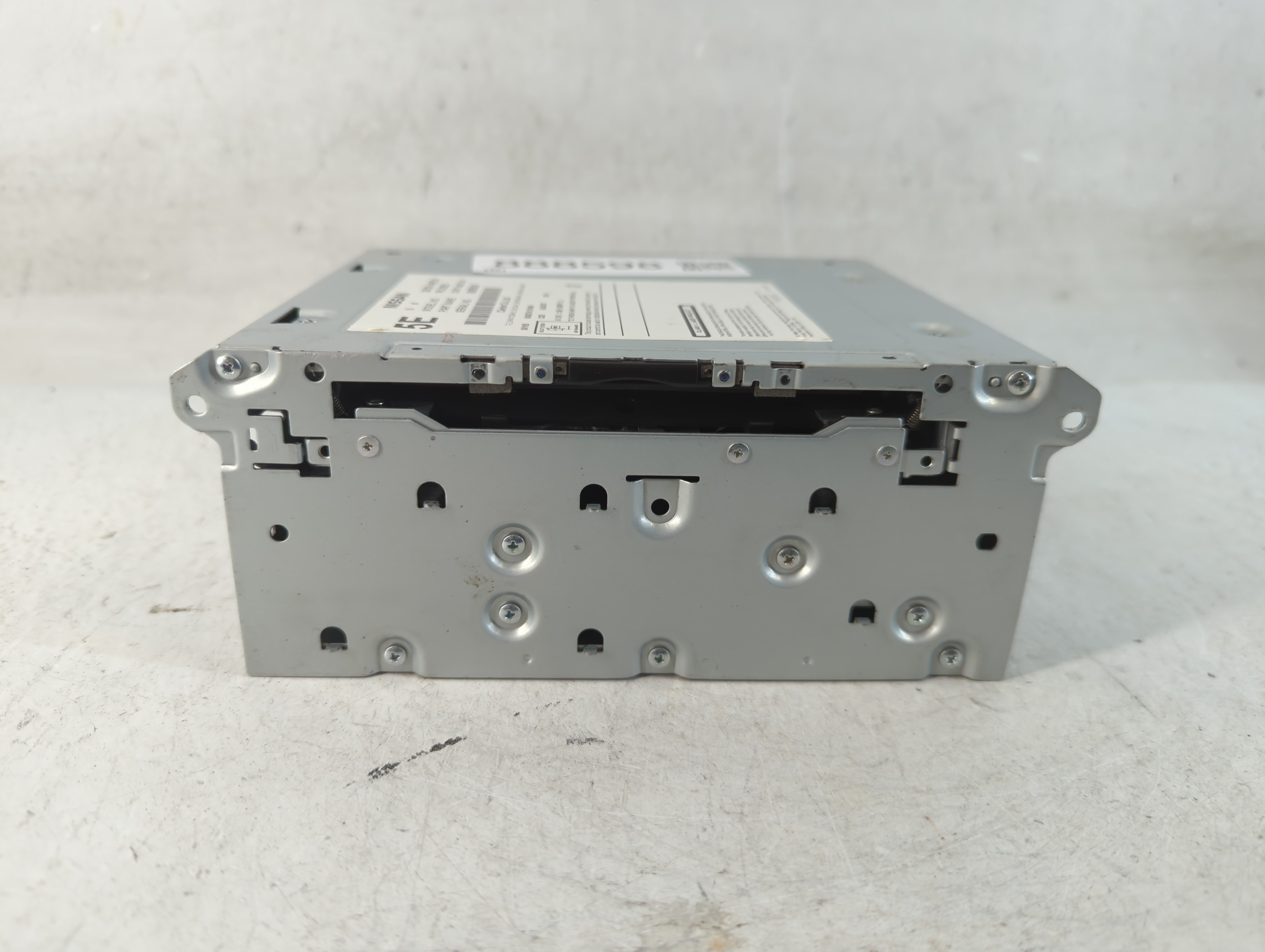 2014-2018 Infiniti Q50 Am Fm Cd Player Radio Receiver 888598 - Oemusedautoparts1.com