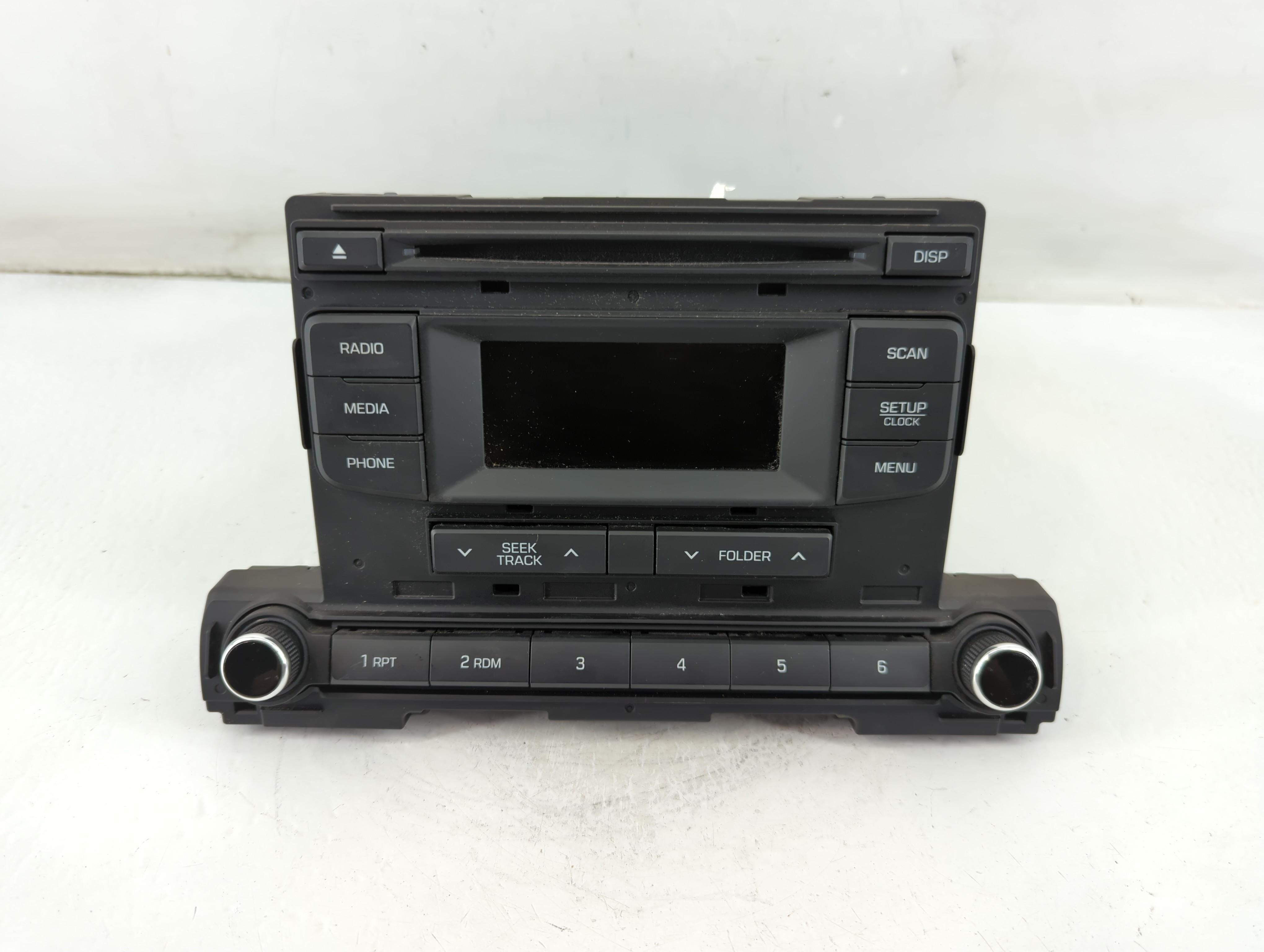 2017-2018 Hyundai Elantra Am Fm Cd Player Radio Receiver 888666 - Oemusedautoparts1.com