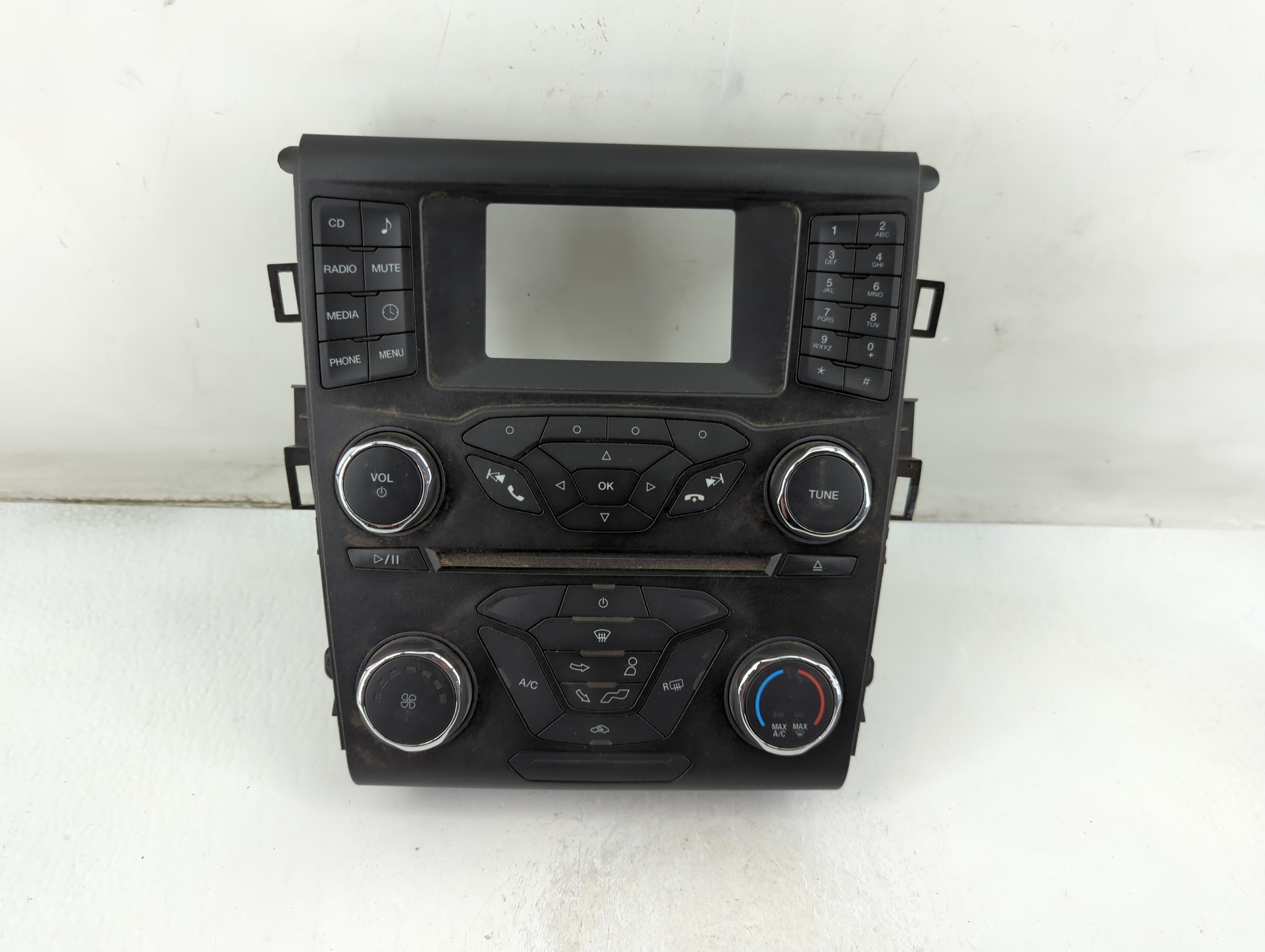 2017-2020 Ford Fusion Am Fm Cd Player Radio Receiver 888707 - Oemusedautoparts1.com