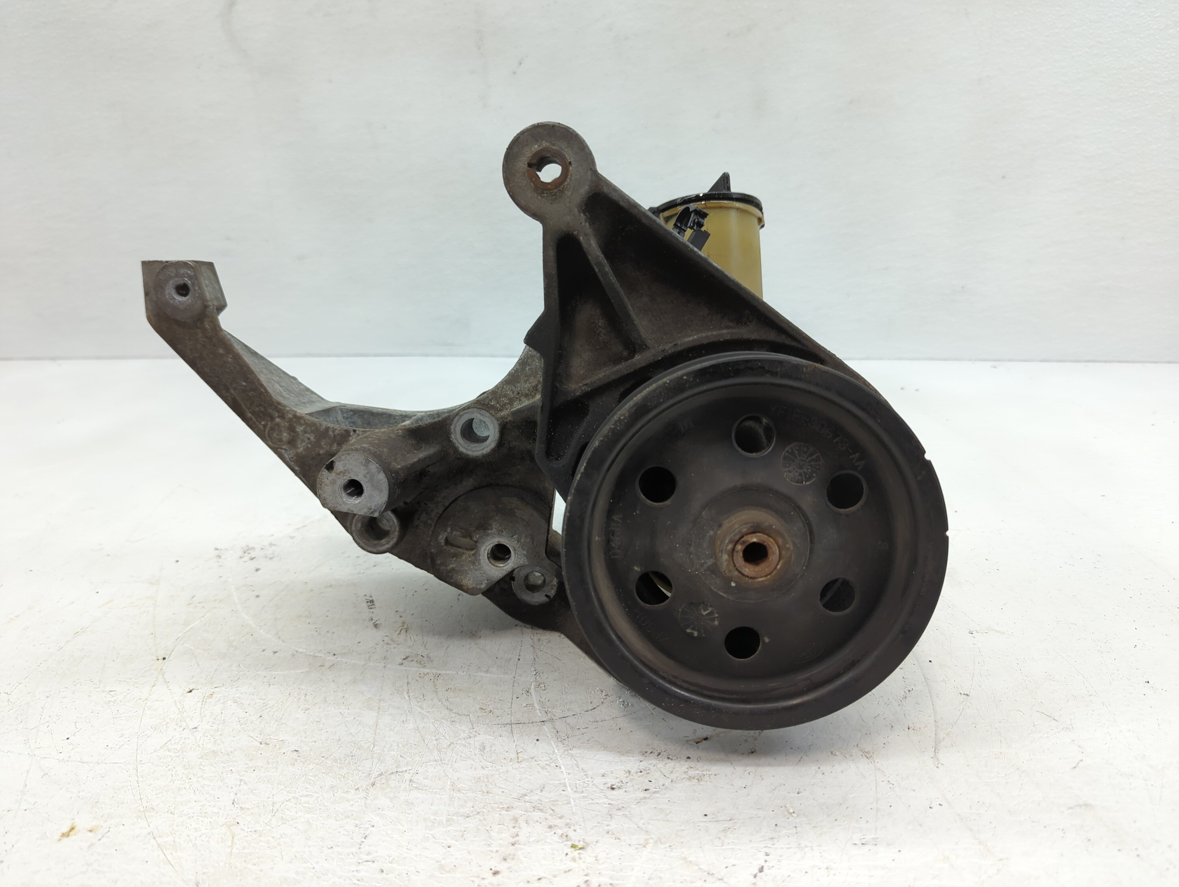 2000-2007 Ford Taurus Power Steering Column Pump Oem 888779 - Oemusedautoparts1.com