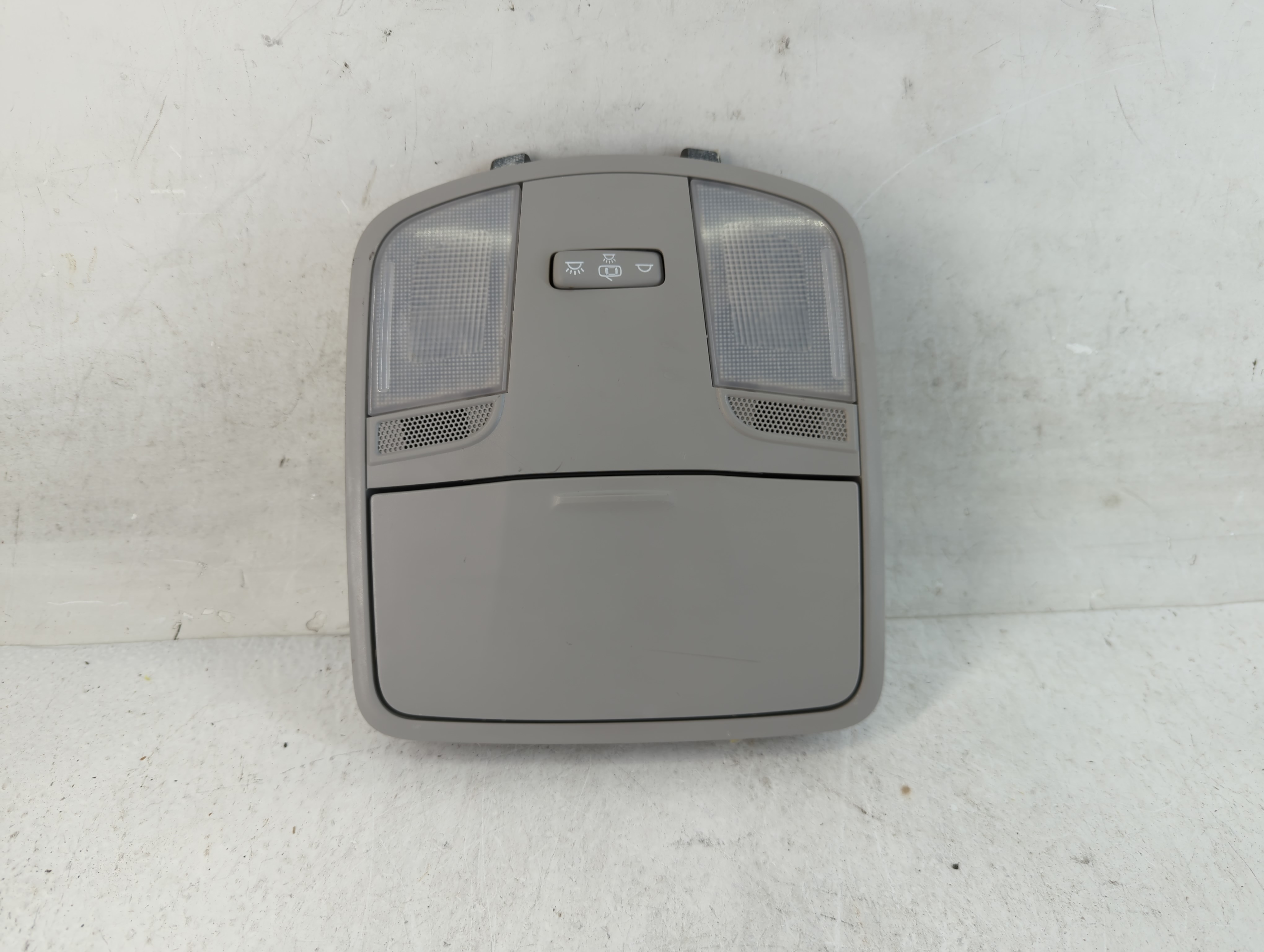 2018 Hyundai Elantra Overhead Roof Console 888787 - Oemusedautoparts1.com