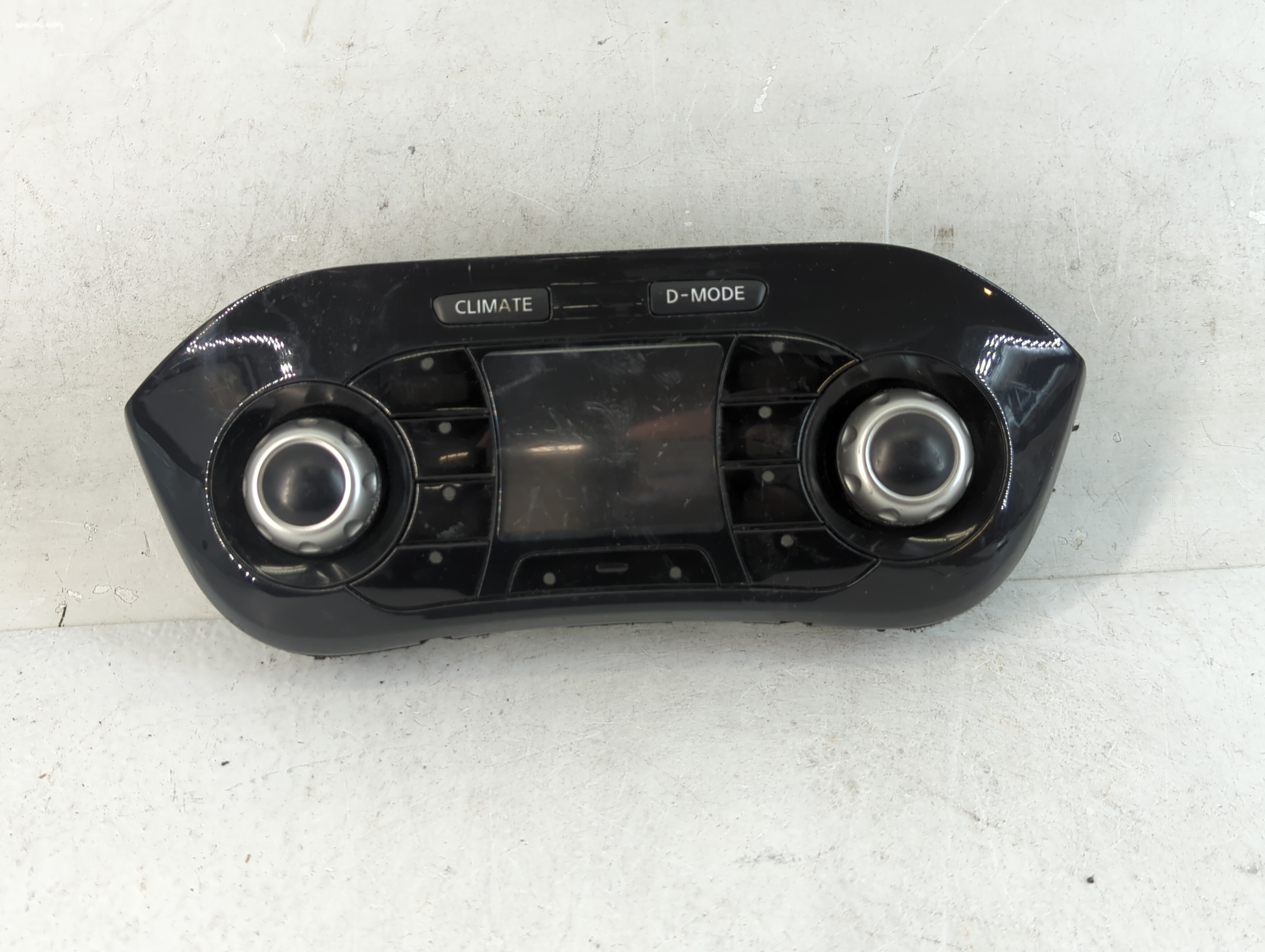 2011-2014 Nissan Juke Ac Heater Climate Control 248451km0b 888849 - Oemusedautoparts1.com