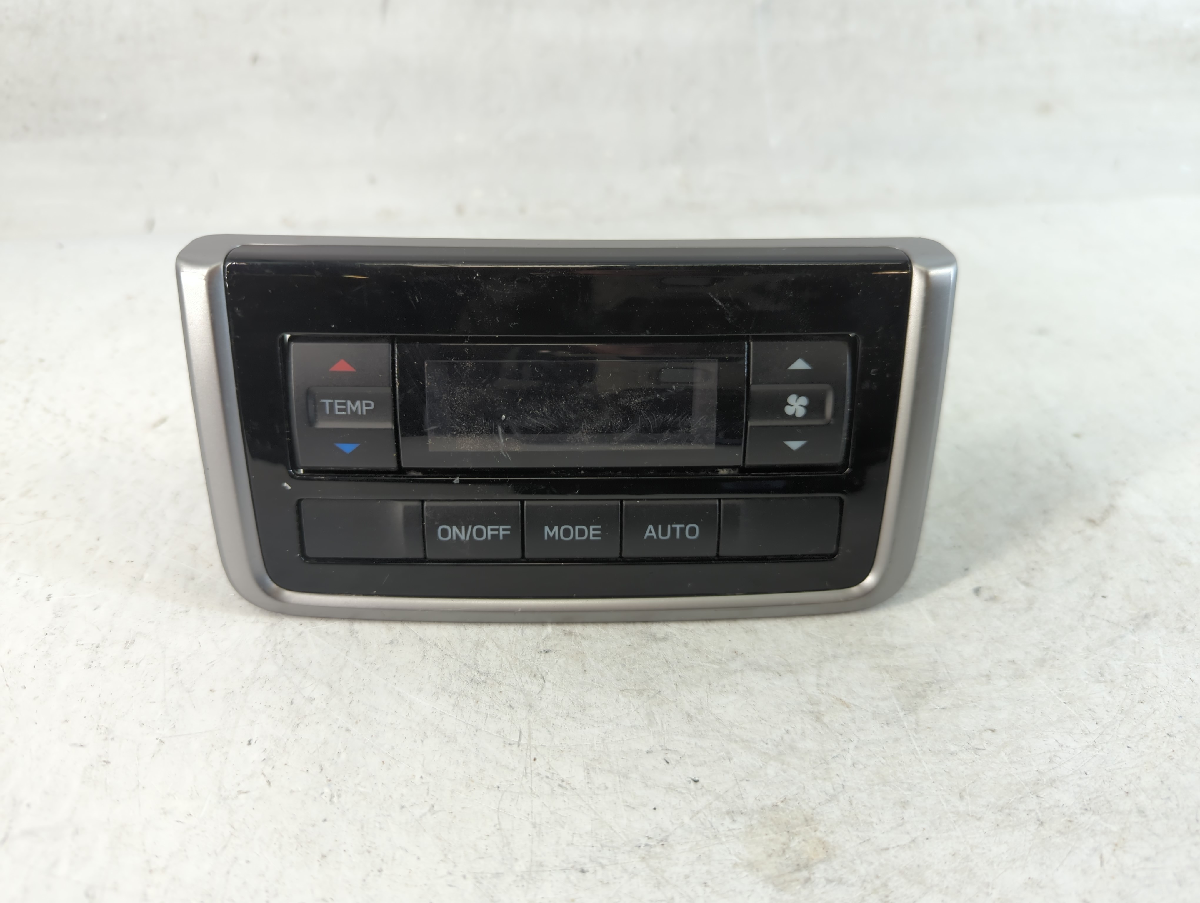 2023 Subaru Ascent Ac Heater Climate Control 72312xc02a 888853 - Oemusedautoparts1.com