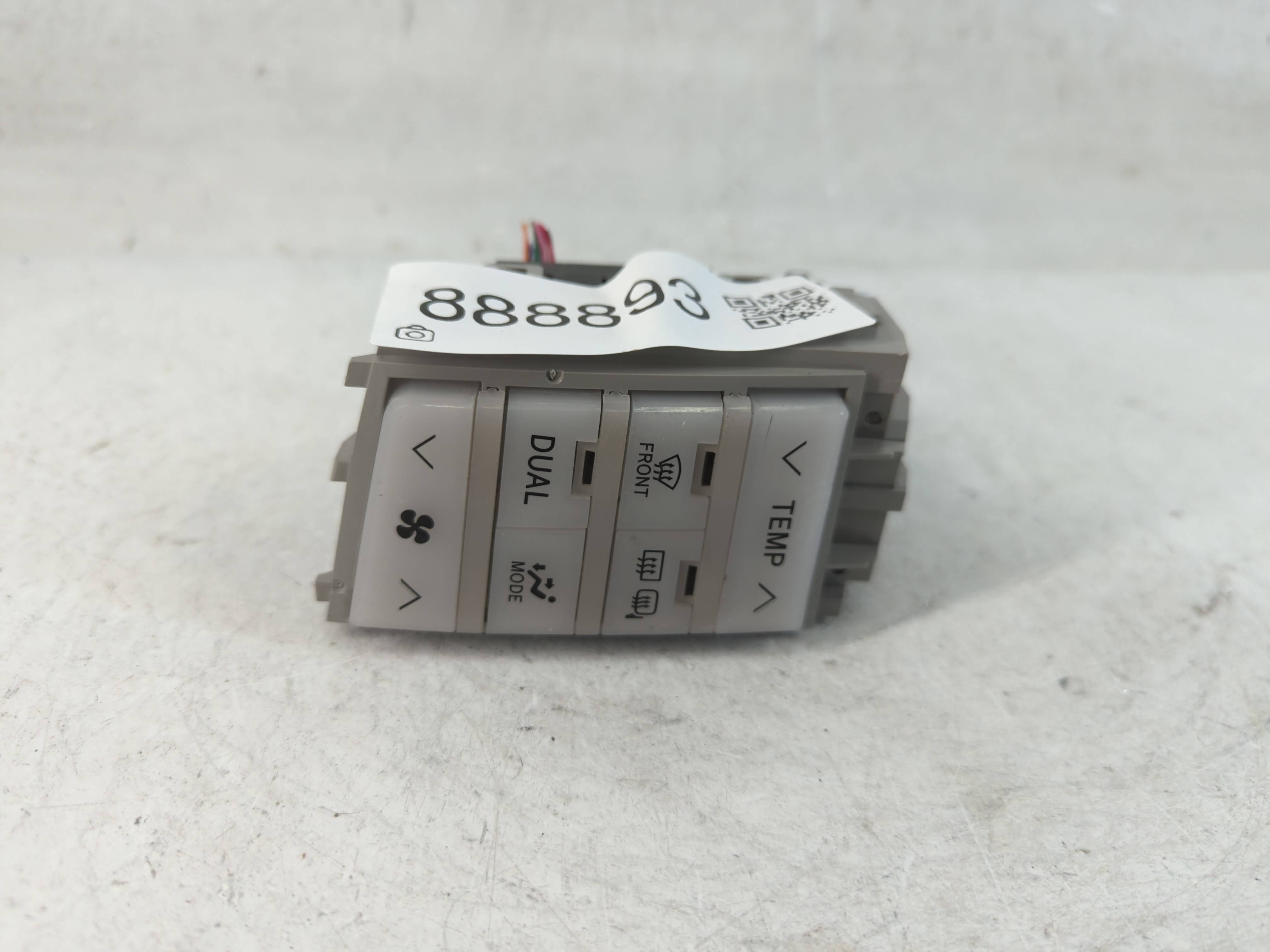 2005-2010 Toyota Avalon Ac Heater Climate Control 55900-07160 888893 - Oemusedautoparts1.com