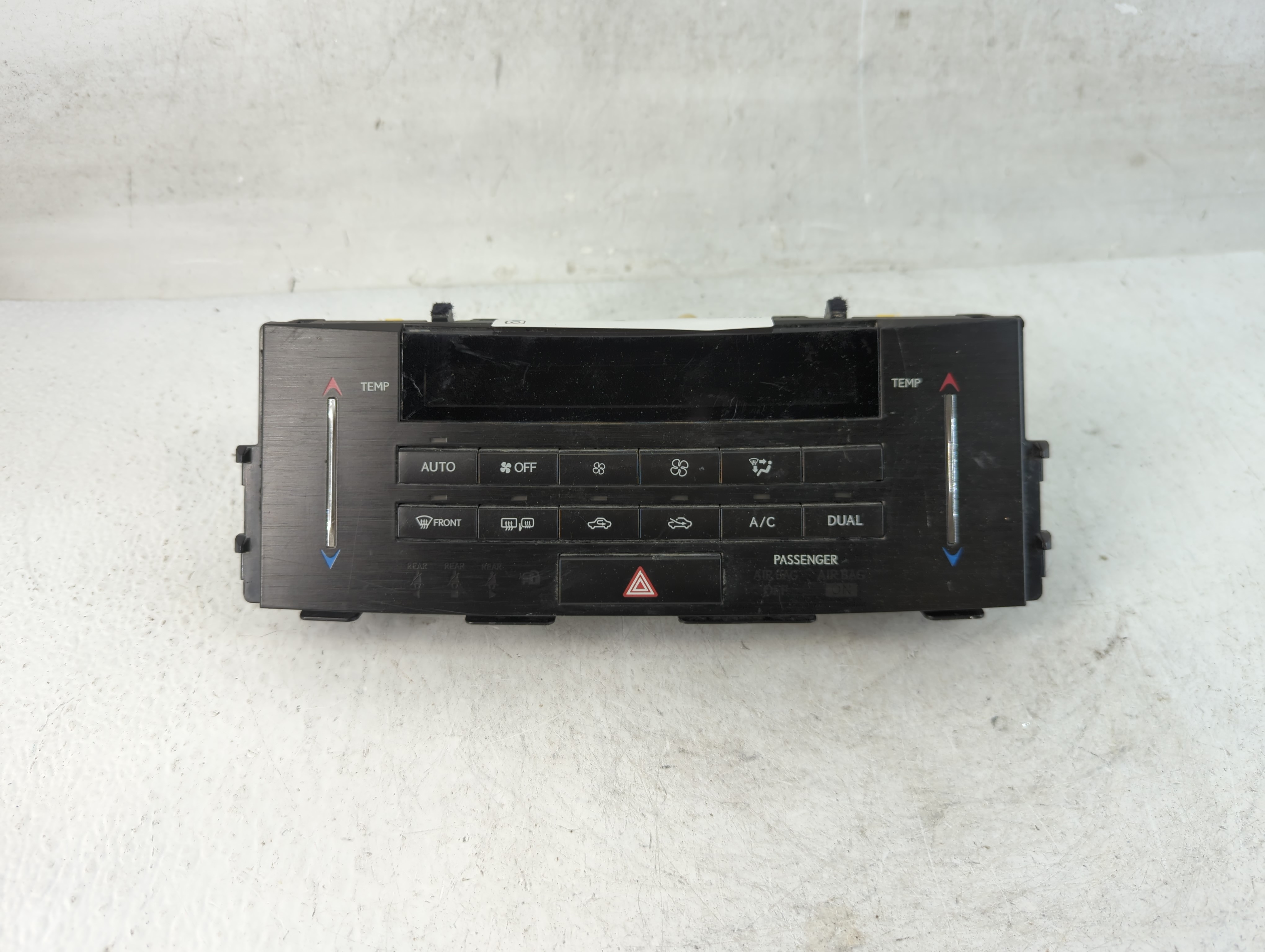 2017-2017 Lexus Is200t Ac Heater Climate Control 55900-53340 888896 - Oemusedautoparts1.com