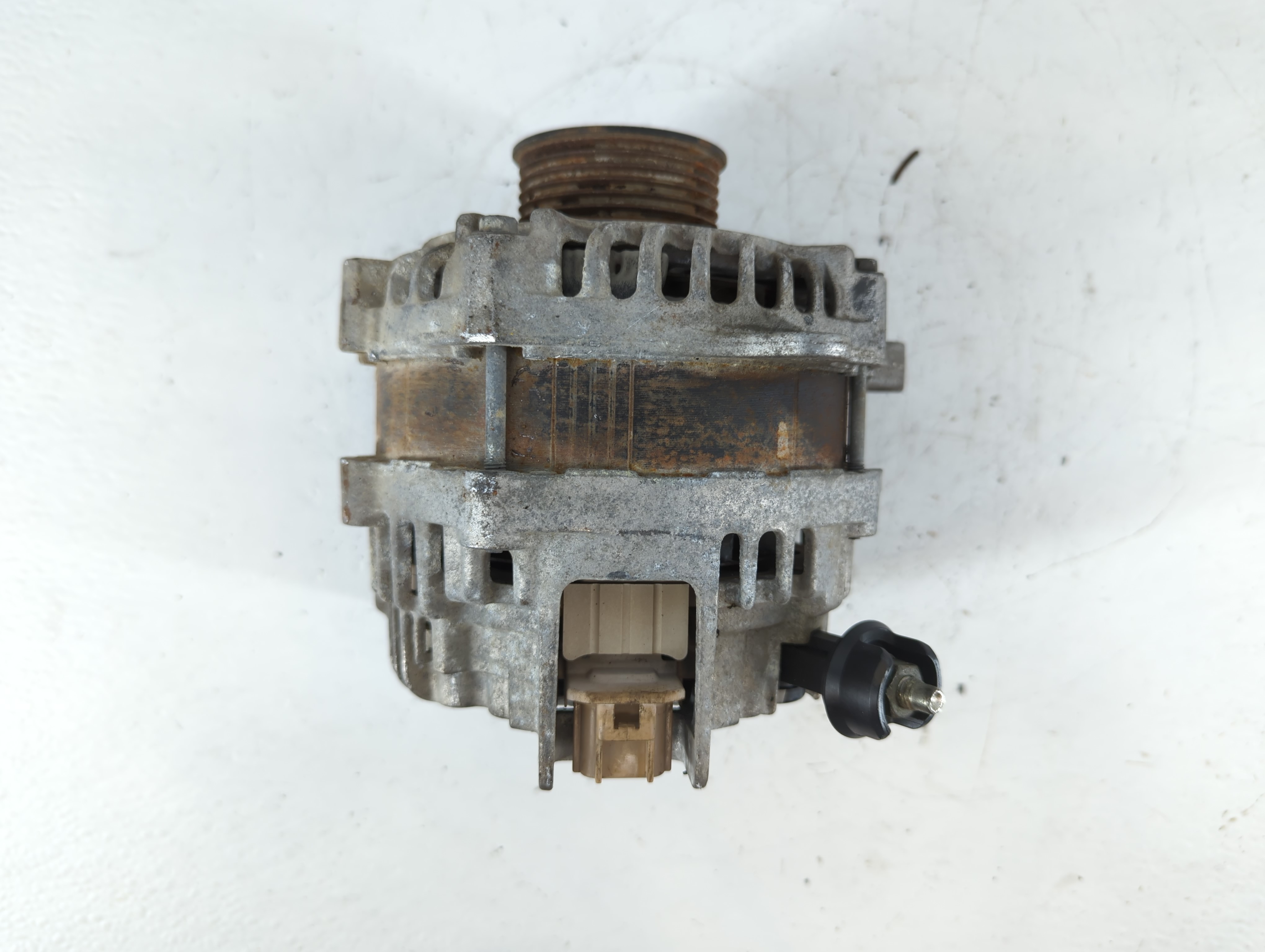 2013-2017 Ford Taurus Alternator Generator Charging Assembly Engine Oem 888903 - Oemusedautoparts1.com