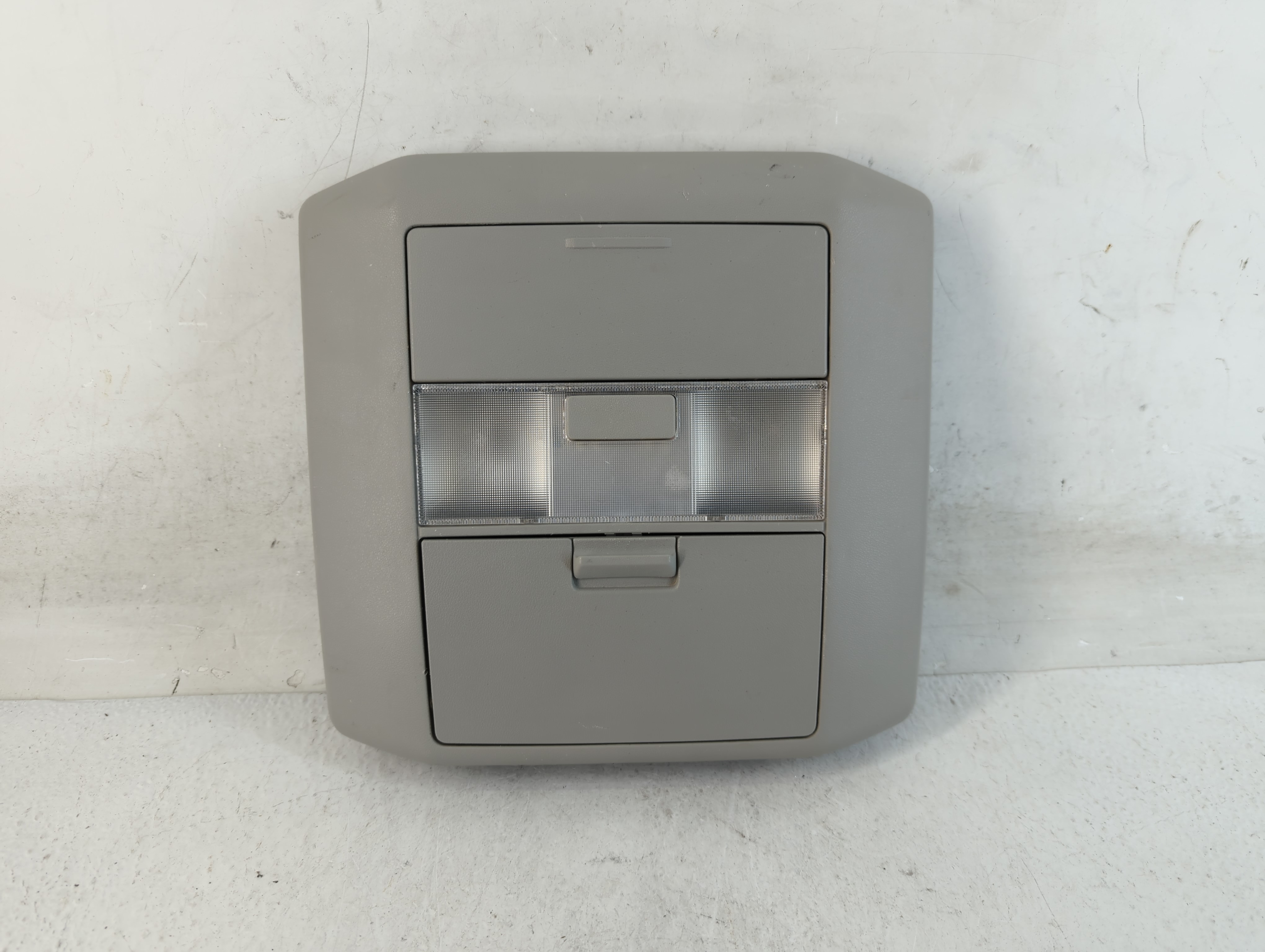 2012 Toyota Tundra Overhead Roof Console 888934 - Oemusedautoparts1.com