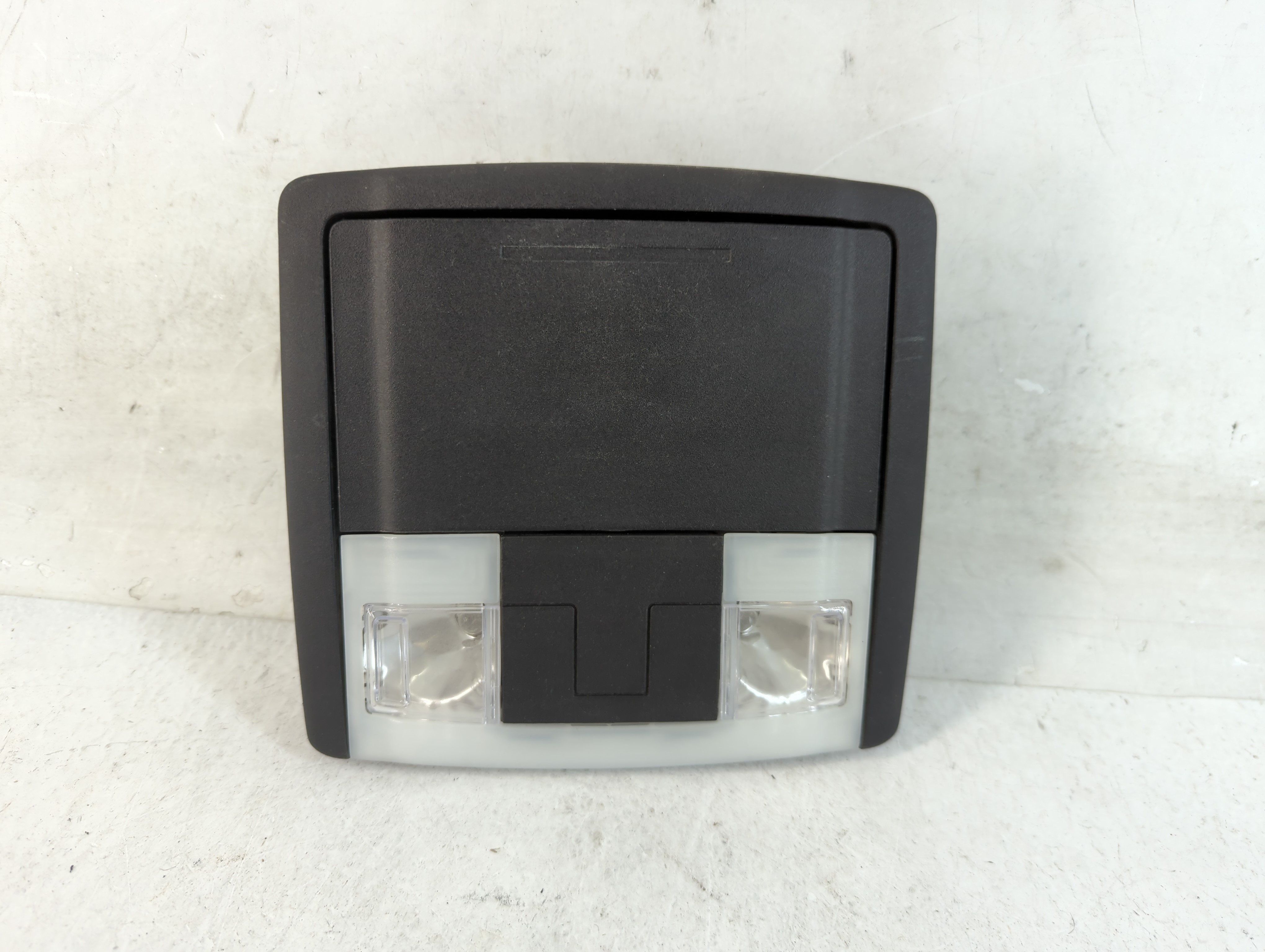 2017 Ford Explorer Overhead Roof Console 888940 - Oemusedautoparts1.com