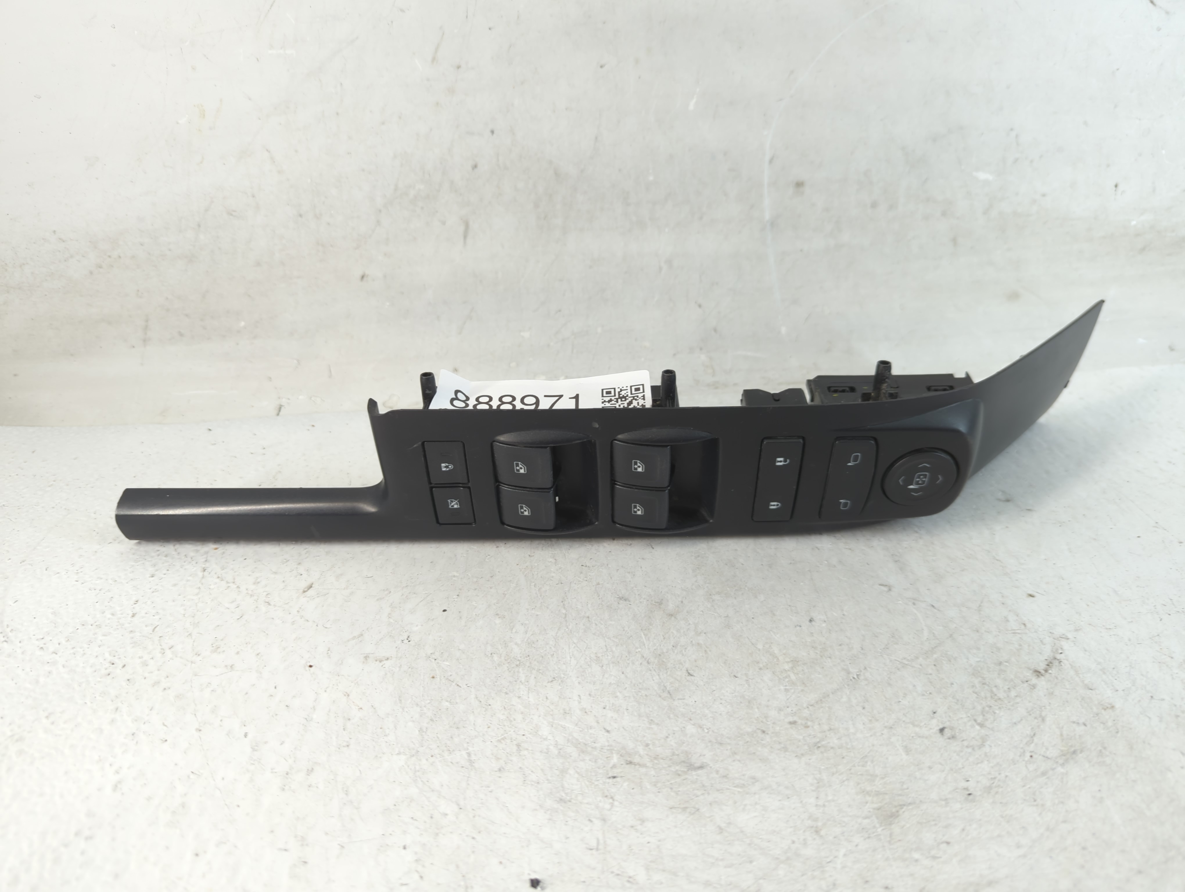 2014 Chevrolet Silverado 1500 Driver Left Door Master Power Window Switch 888971 - Oemusedautoparts1.com