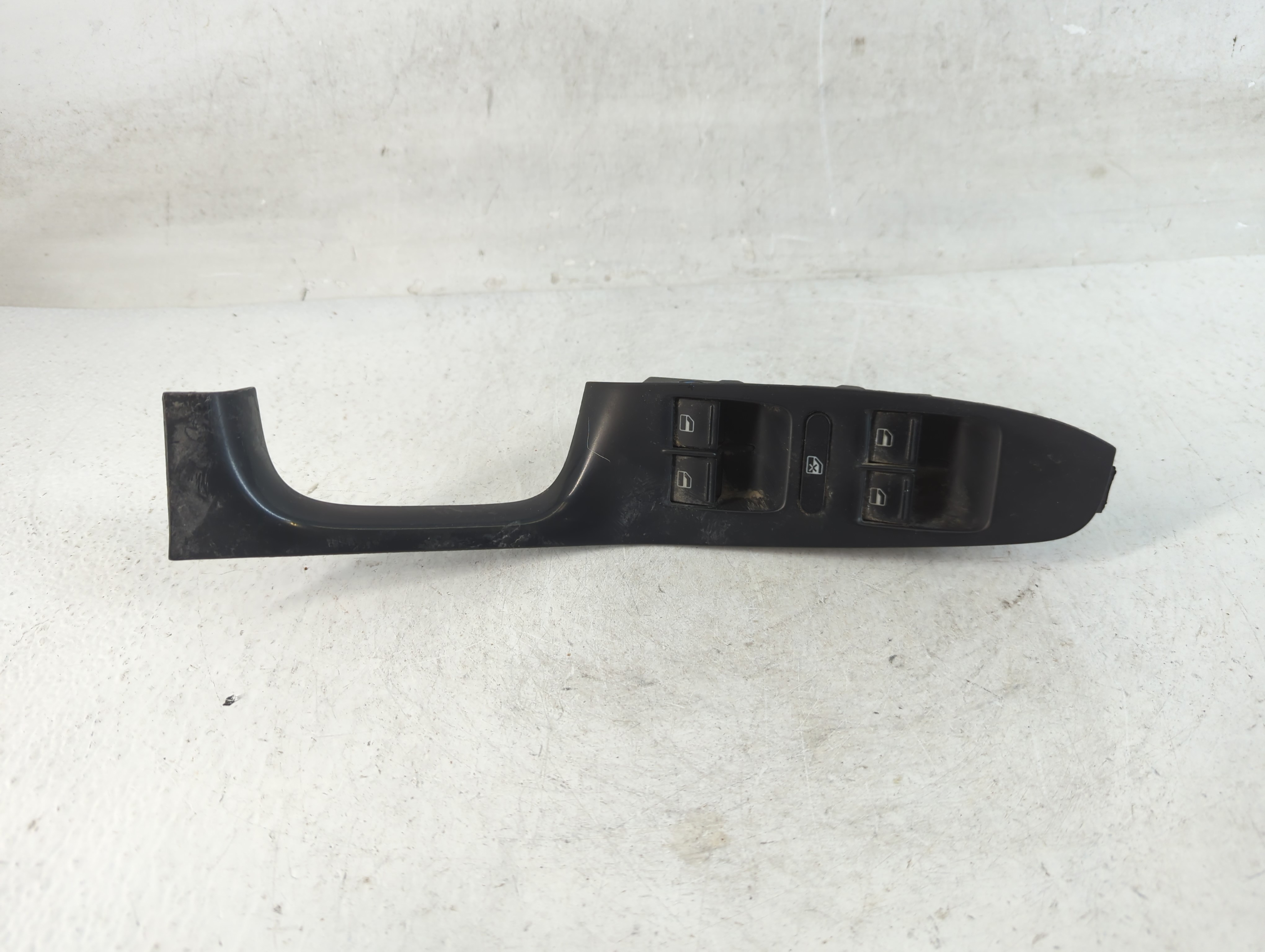 2005-2018 Volkswagen Jetta Driver Left Door Master Power Window Switch 888974 - Oemusedautoparts1.com