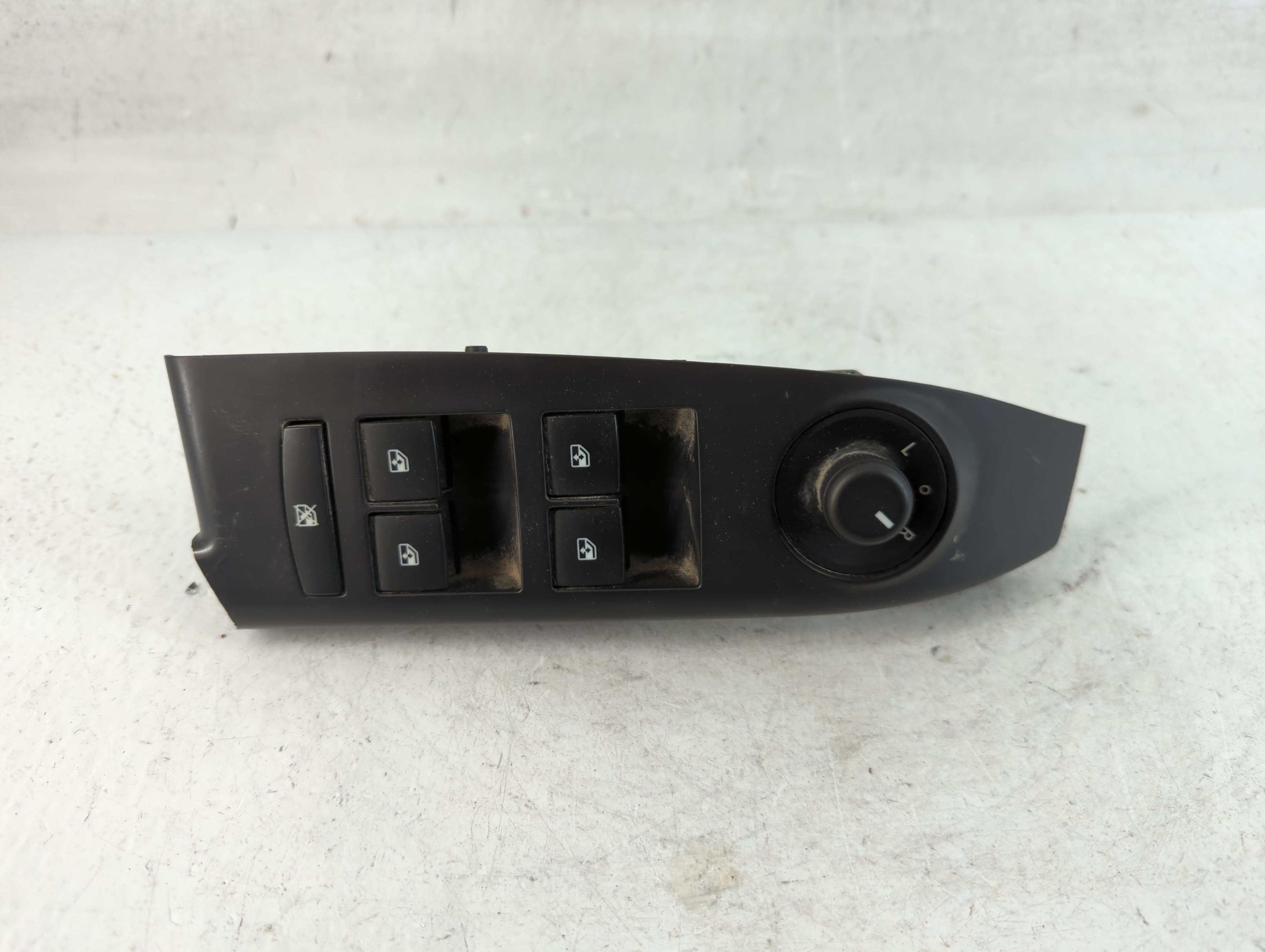 2012-2019 Chevrolet Sonic Driver Left Door Master Power Window Switch 888983 - Oemusedautoparts1.com