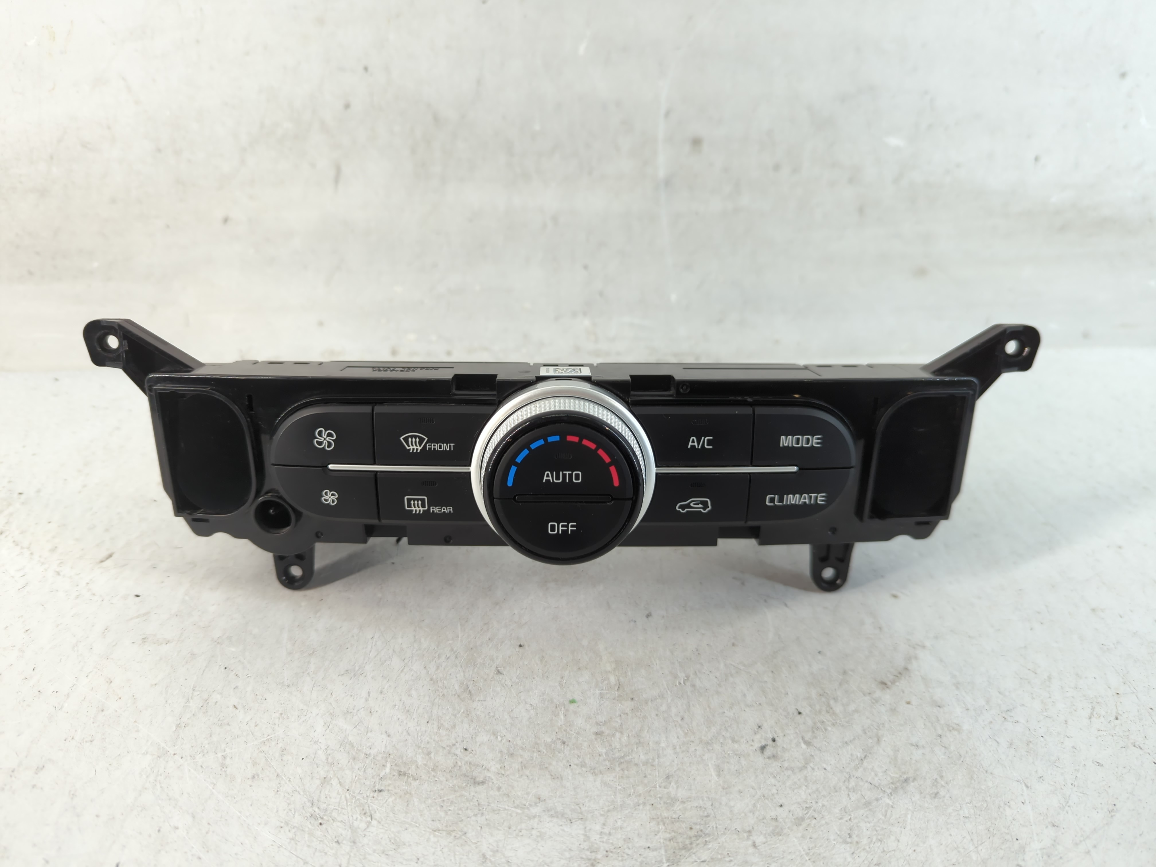 2017-2019 Kia Soul Ac Heater Climate Control 97250-b2gq1ca 888996 - Oemusedautoparts1.com