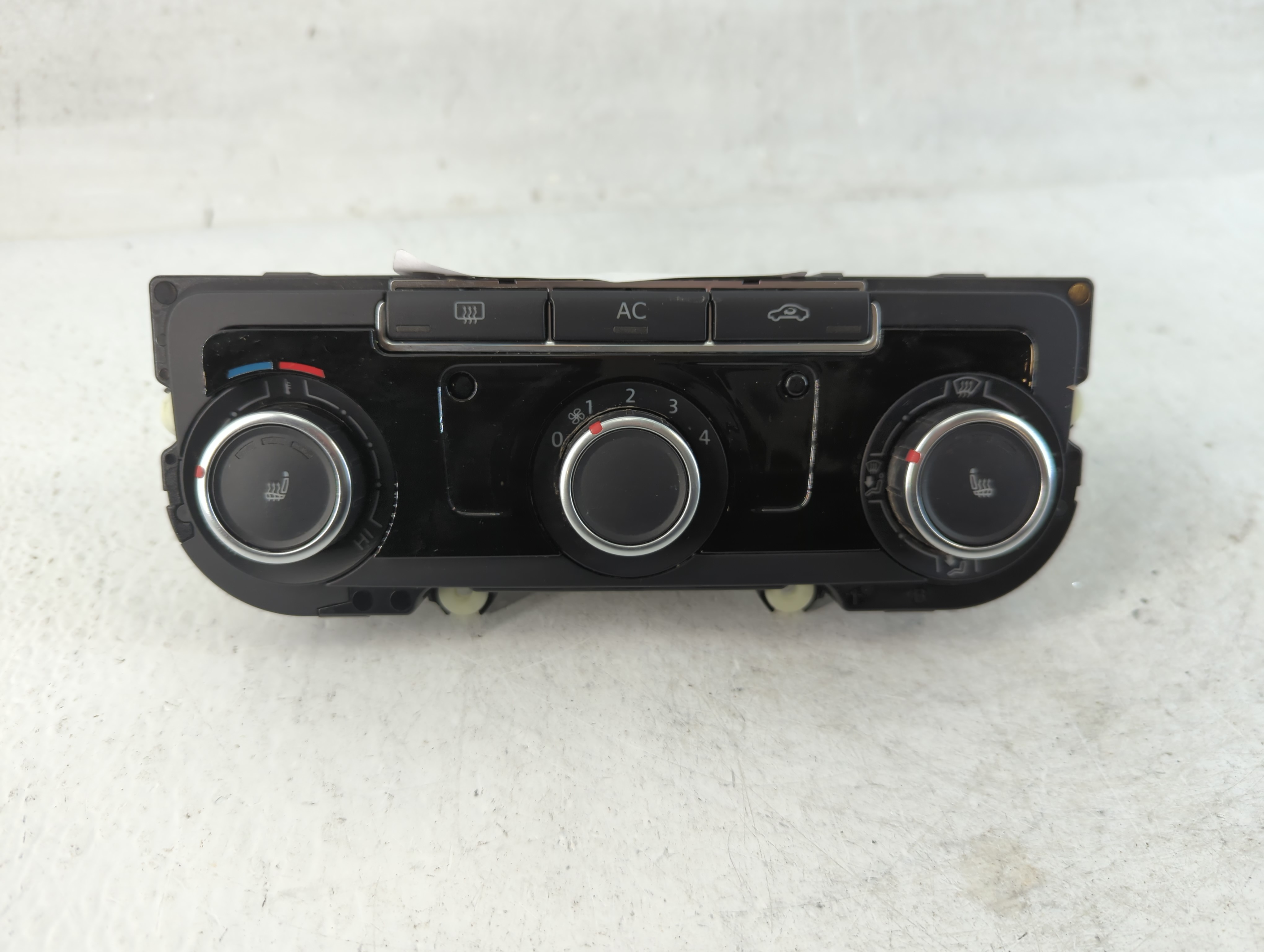 2011-2014 Volkswagen Jetta Ac Heater Climate Control Temperature Oem 889016 - Oemusedautoparts1.com