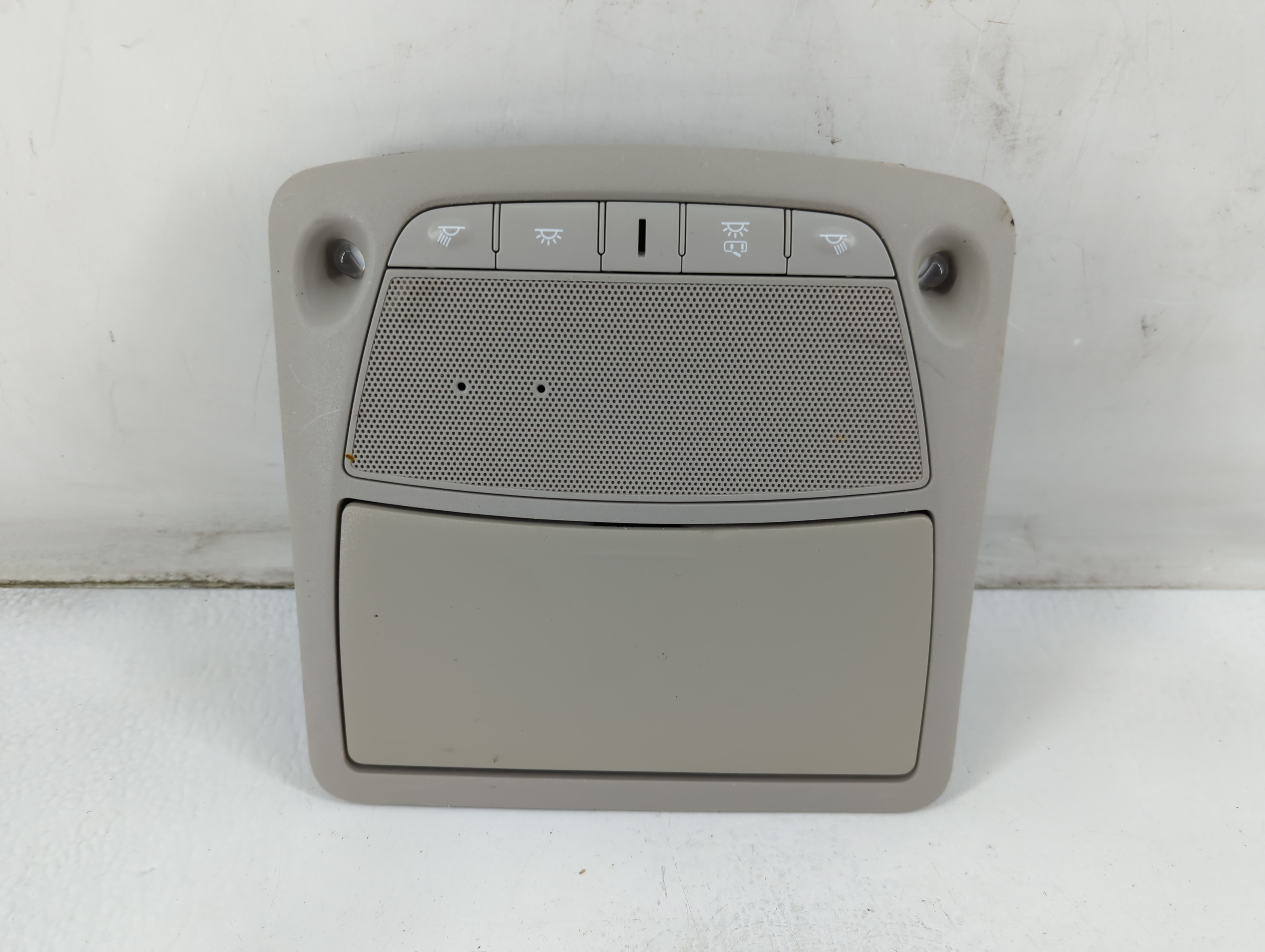 2019 Nissan Sentra Overhead Roof Console 889068 - Oemusedautoparts1.com