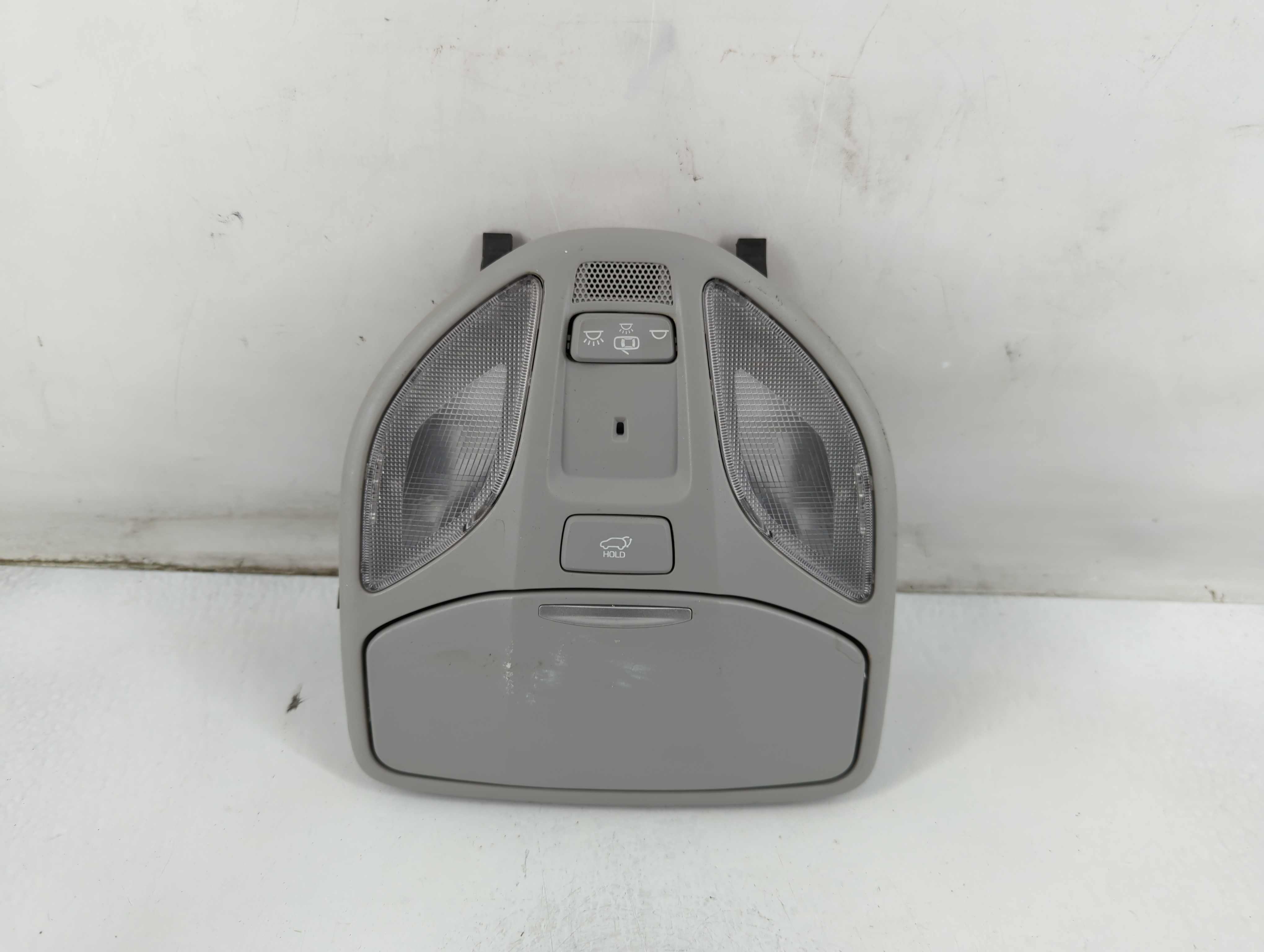 2017 Hyundai Santa Fe Overhead Roof Console 889121 - Oemusedautoparts1.com