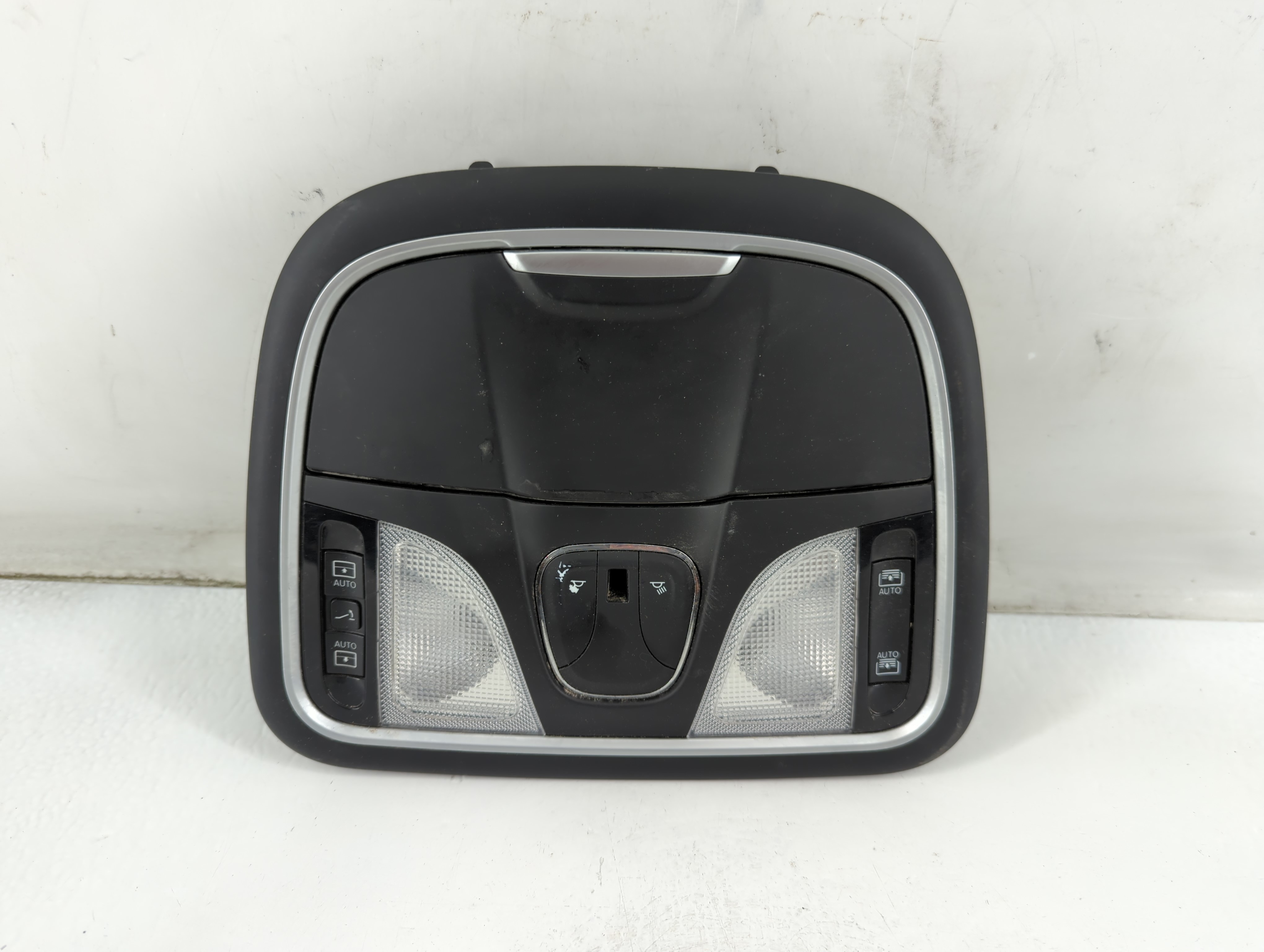 2015 Chrysler 200 Overhead Roof Console 889133 - Oemusedautoparts1.com