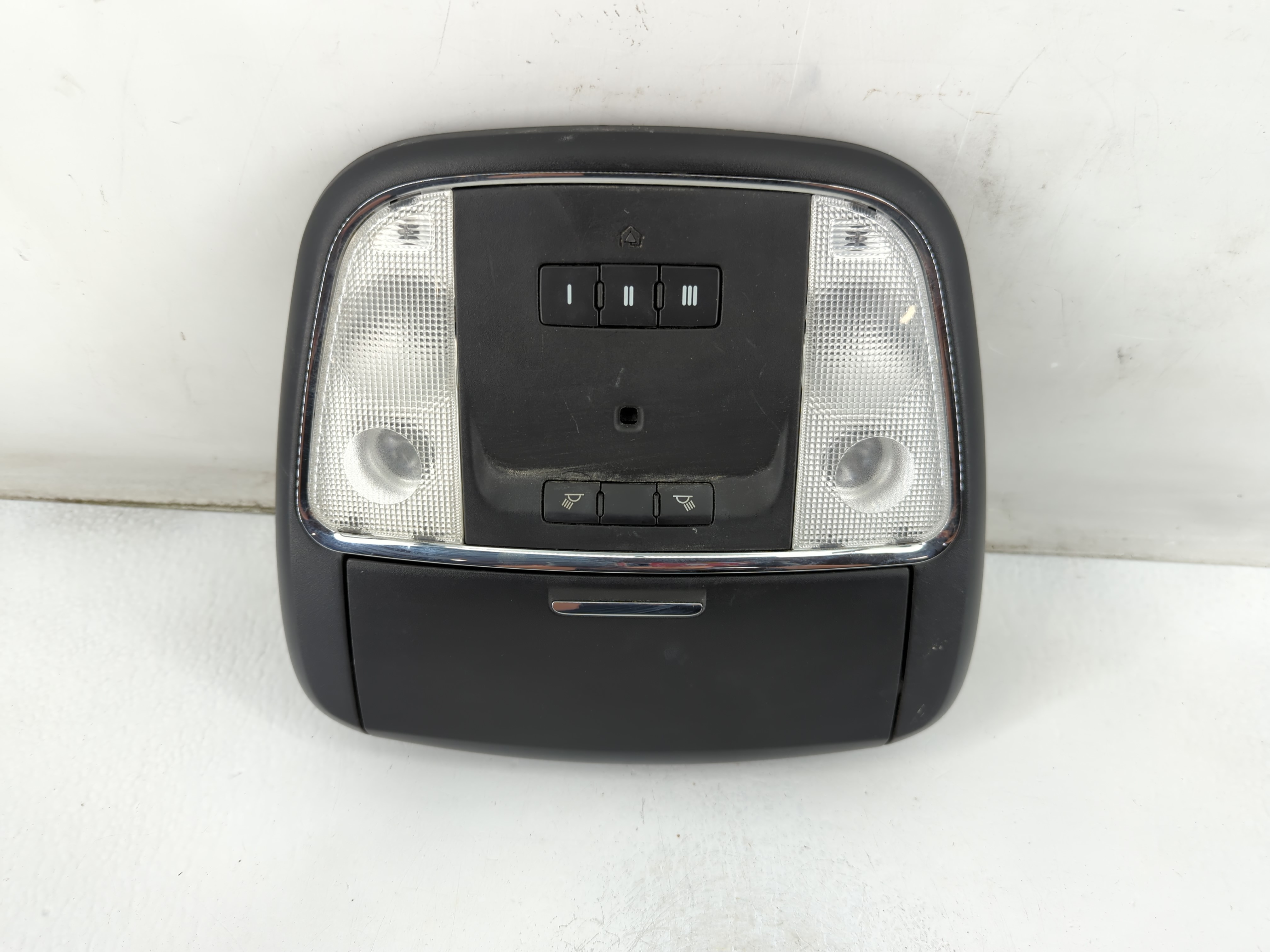 2013 Chrysler 300 Overhead Roof Console 889142 - Oemusedautoparts1.com