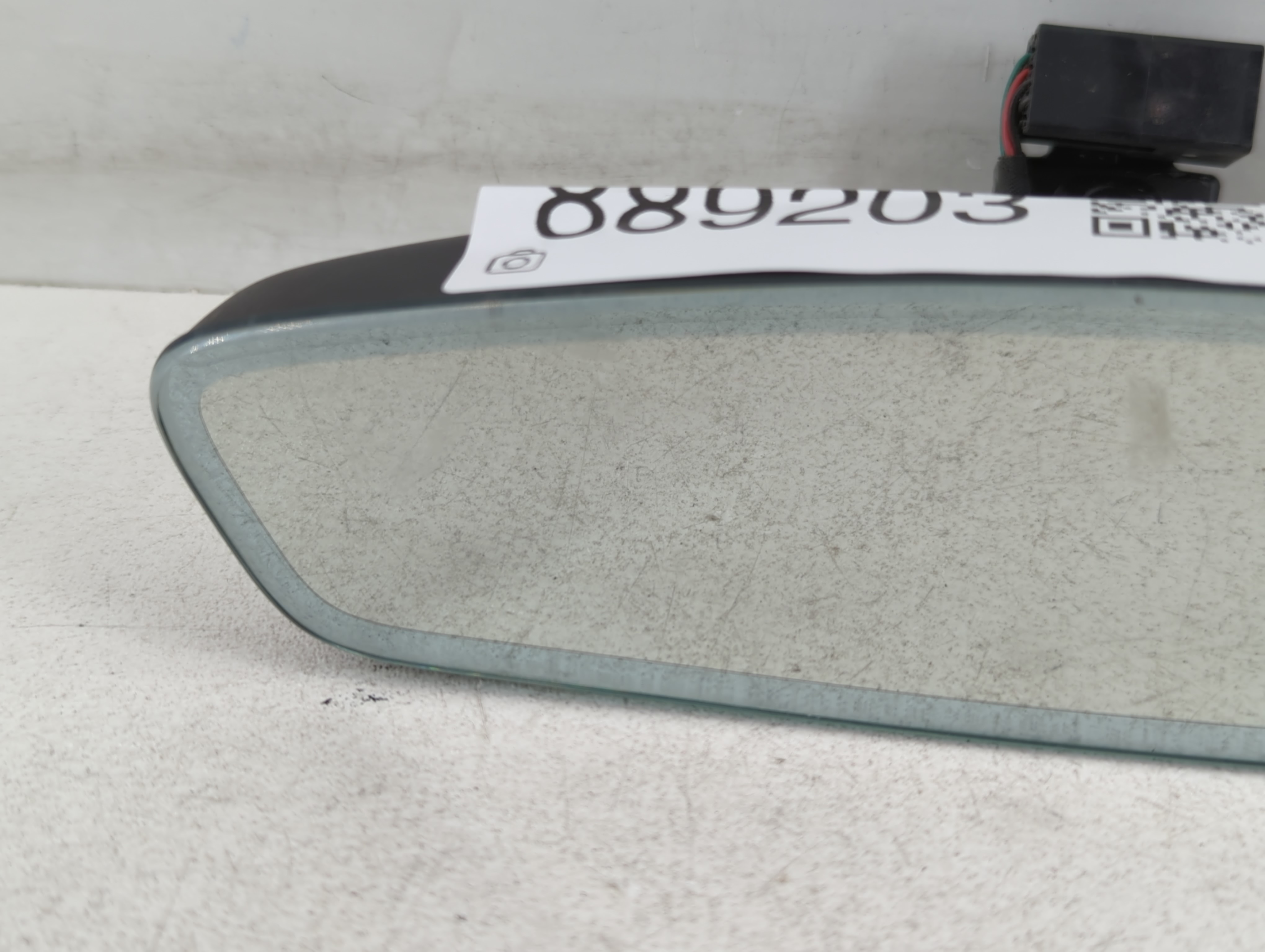 2017-2020 Cadillac Xt5 Interior Rear View Mirror Oem 889203 - Oemusedautoparts1.com