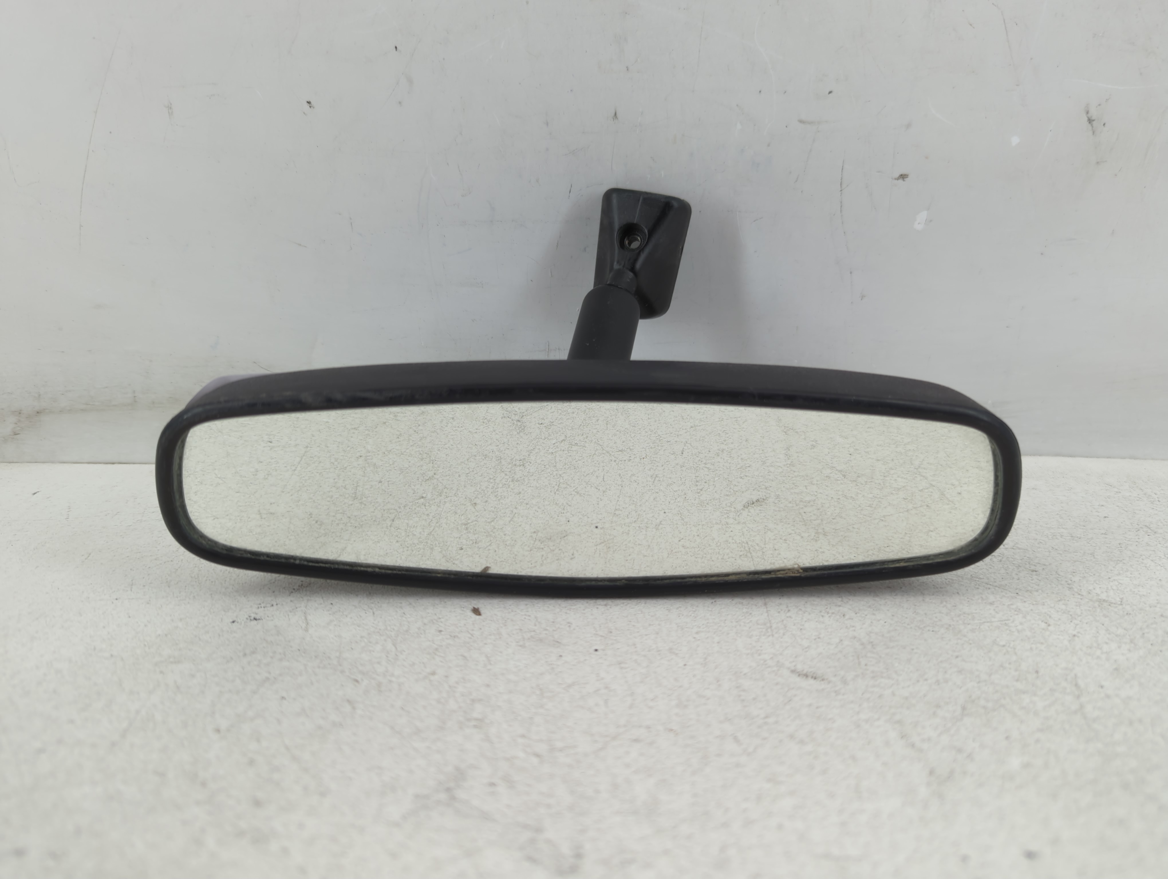 2018-2022 Chevrolet Equinox Interior Rear View Mirror Oem 889218 - Oemusedautoparts1.com