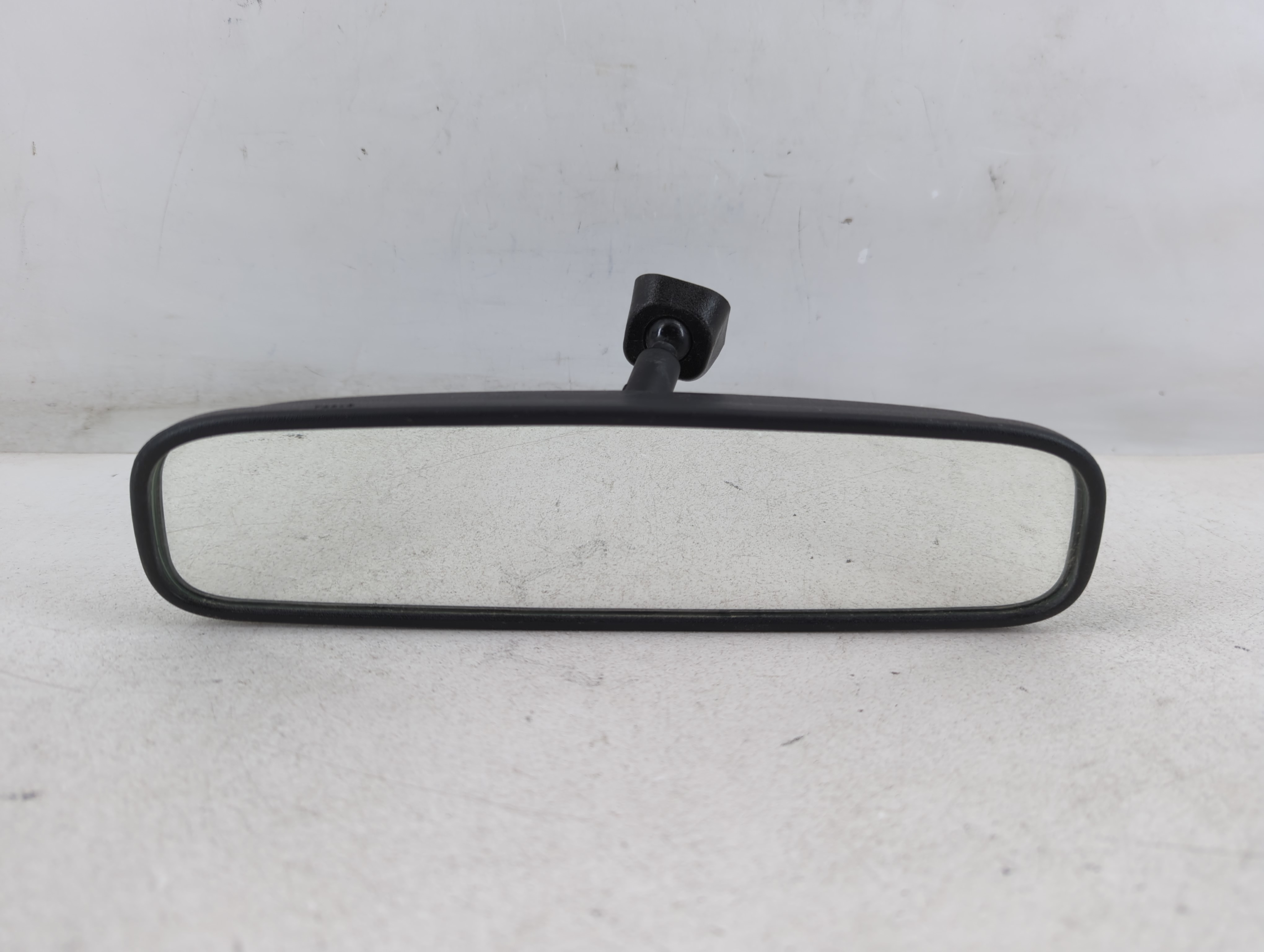 2014-2016 Hyundai Tucson Interior Rear View Mirror Oem 889228 - Oemusedautoparts1.com