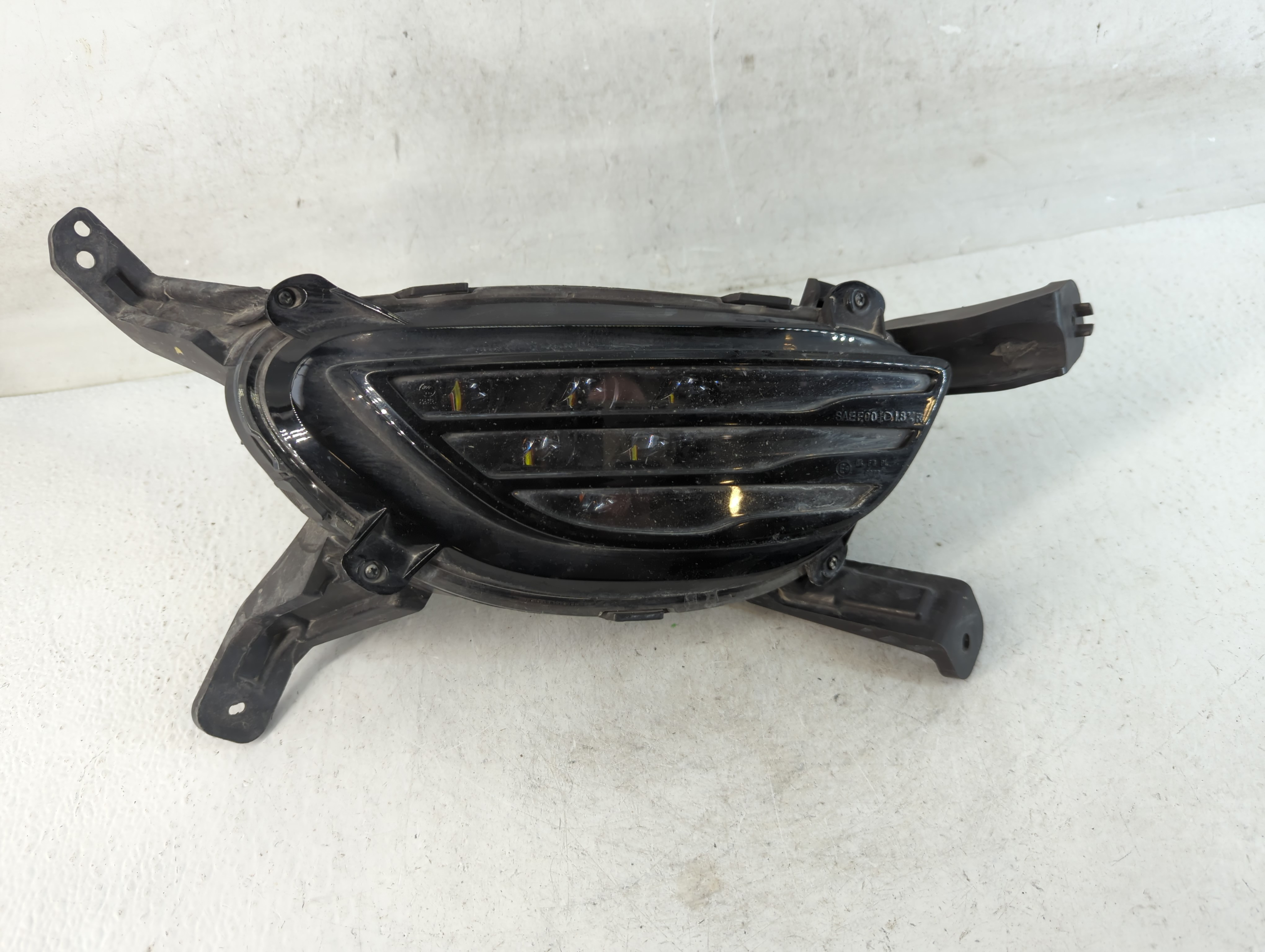 Picture of 2014-2016 Kia Cadenza Passenger Right Oem Front Light Lamp 889258