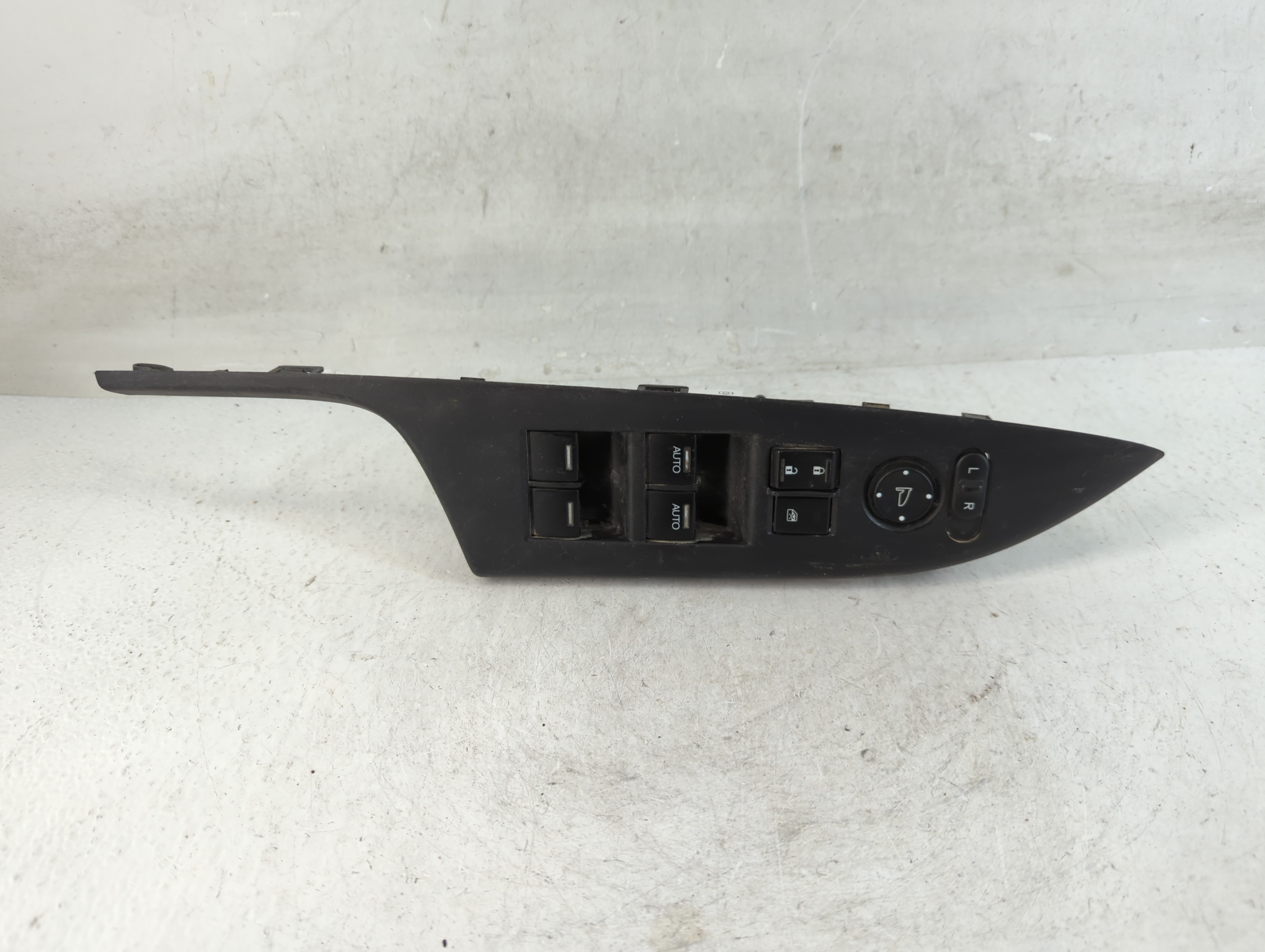 2013-2017 Honda Accord Driver Left Door Master Power Window Switch 889275 - Oemusedautoparts1.com