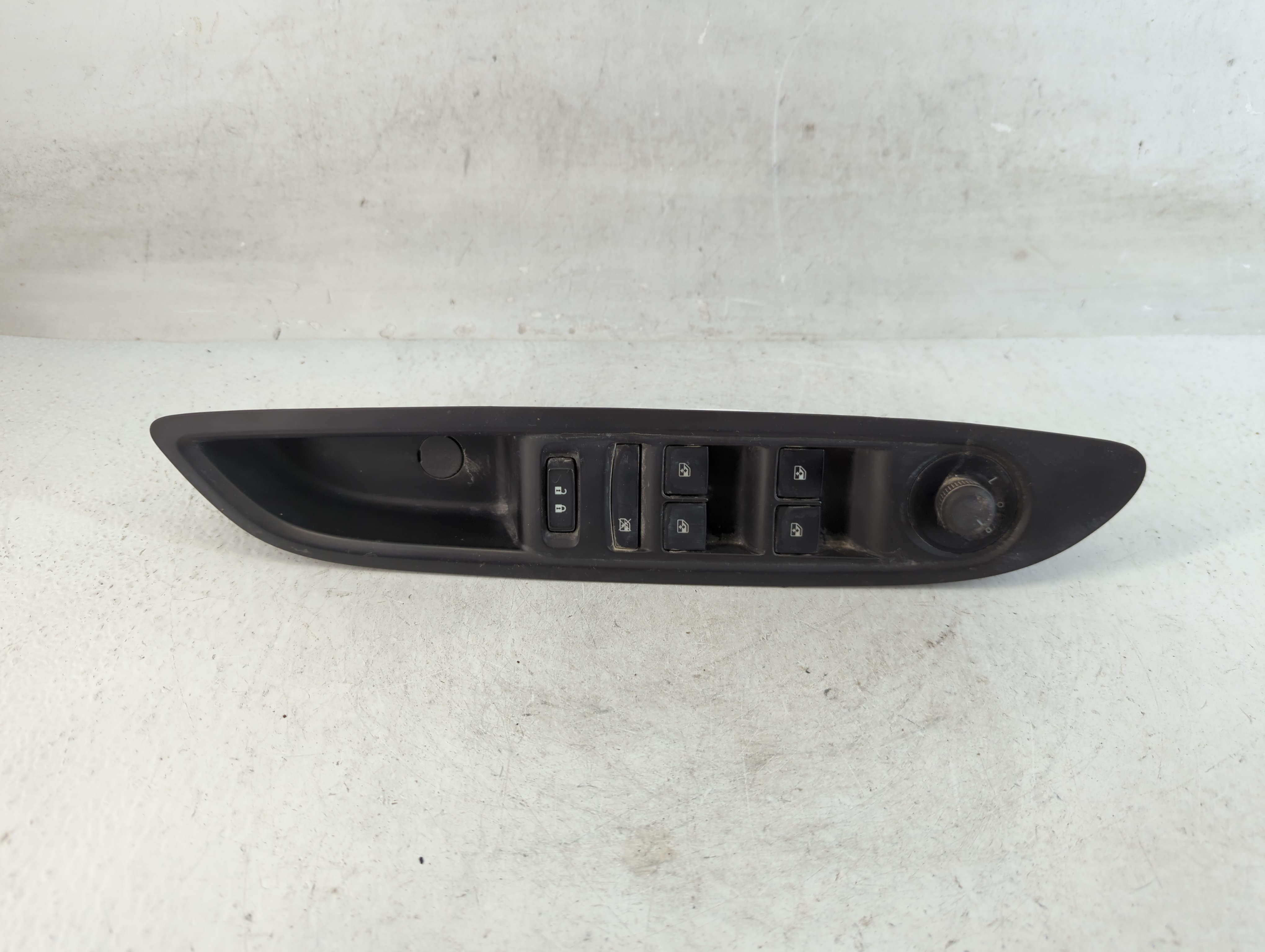2013-2016 Buick Encore Driver Left Door Master Power Window Switch 889277 - Oemusedautoparts1.com