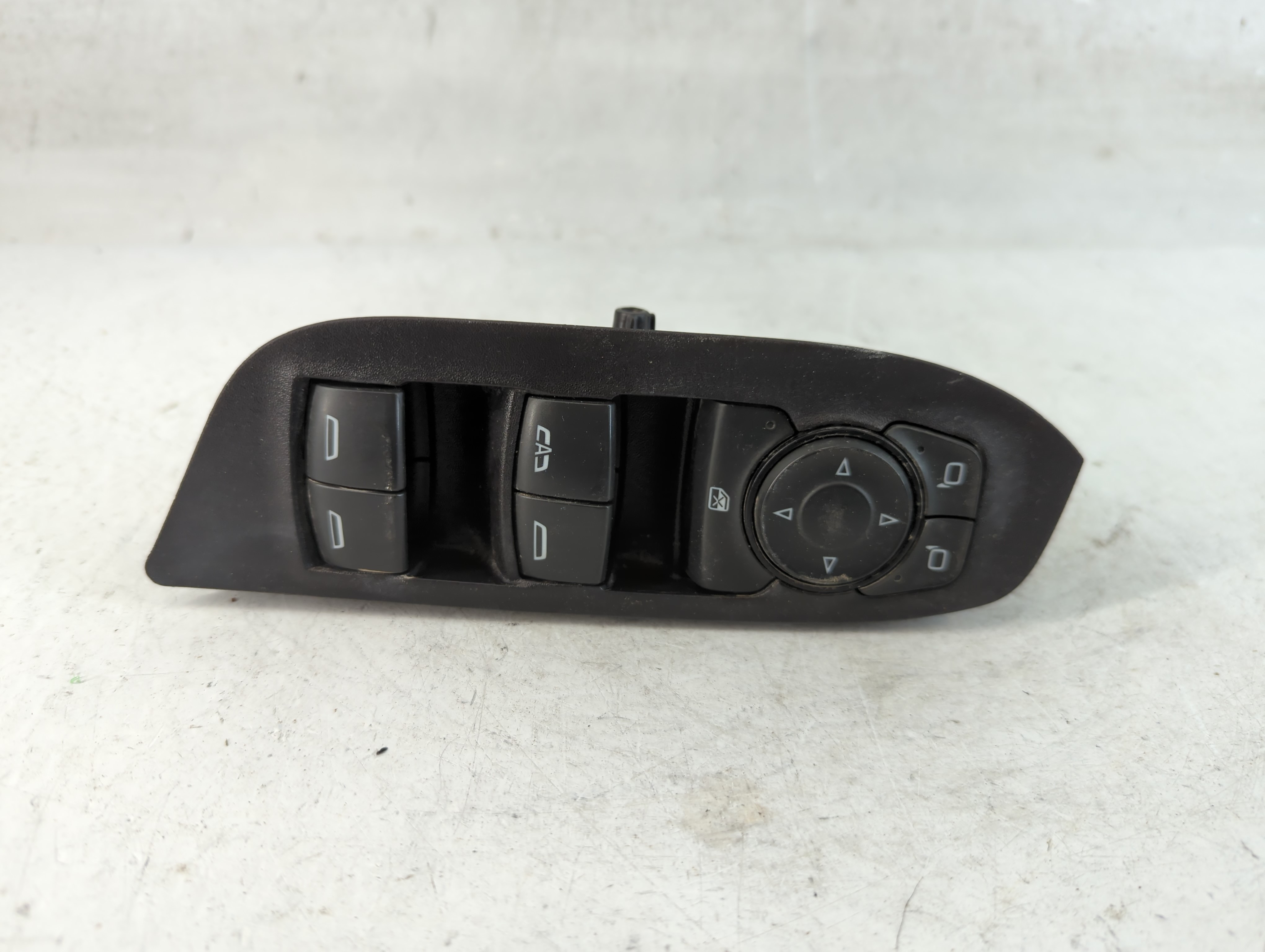 2018-2022 Chevrolet Equinox Driver Left Door Master Power Window Switch 889280 - Oemusedautoparts1.com
