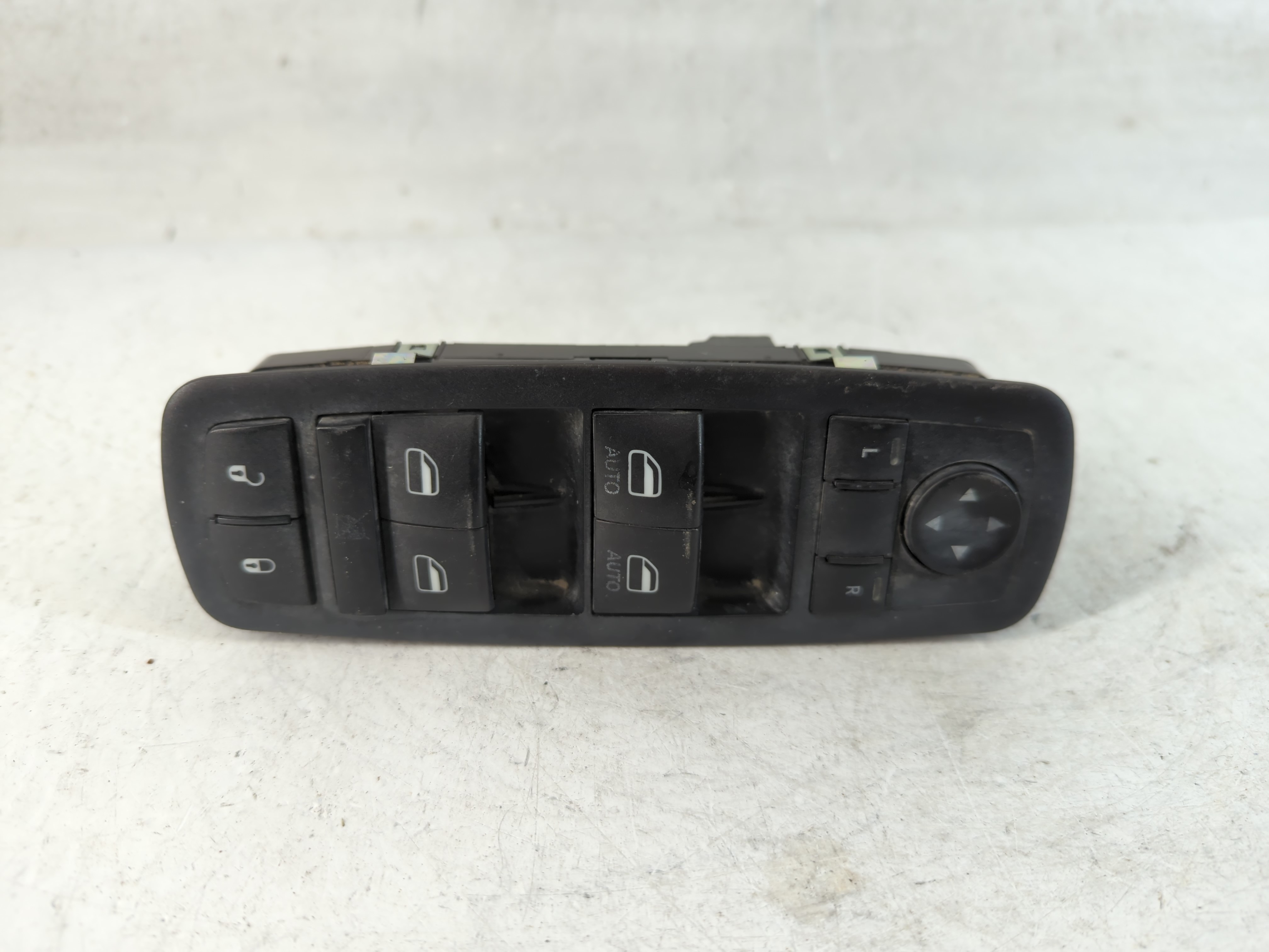 2012 Chrysler Town & Country Driver Left Door Master Power Window Switch 889289 - Oemusedautoparts1.com
