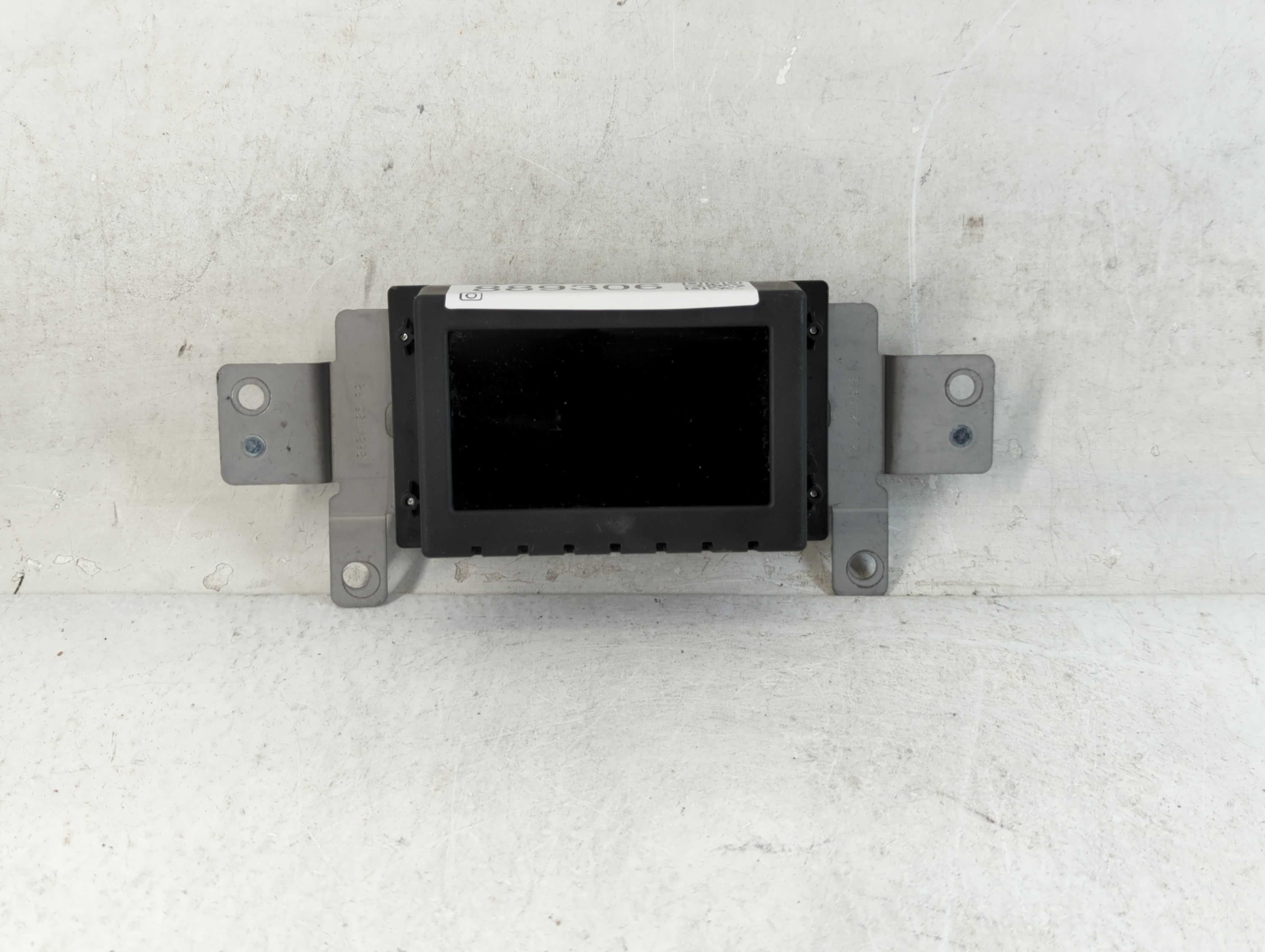 2017 Ford Explorer Information Display Screen 889306 - Oemusedautoparts1.com