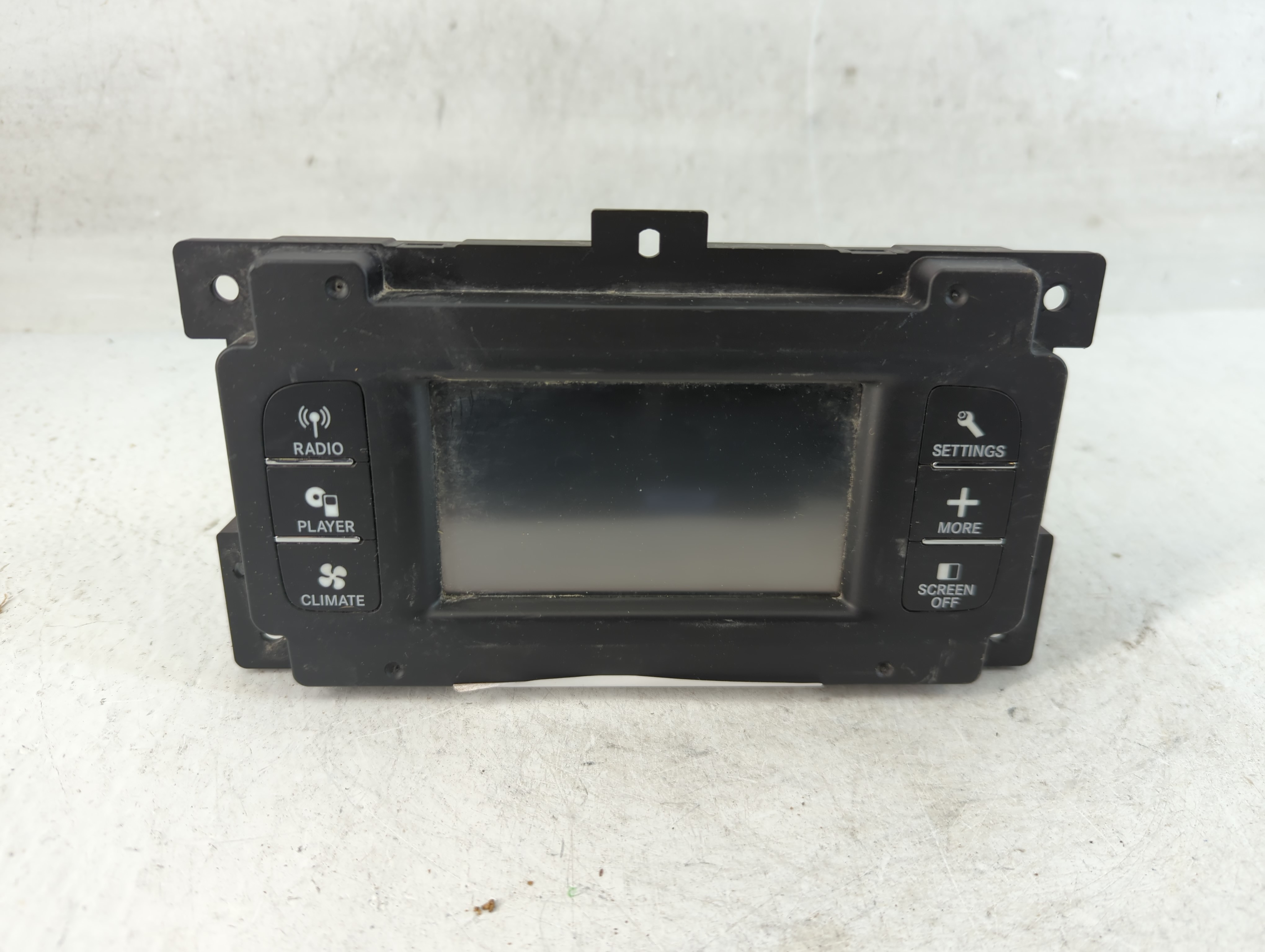 2018-2020 Dodge Journey Am Fm Cd Player Radio Receiver 889319 - Oemusedautoparts1.com