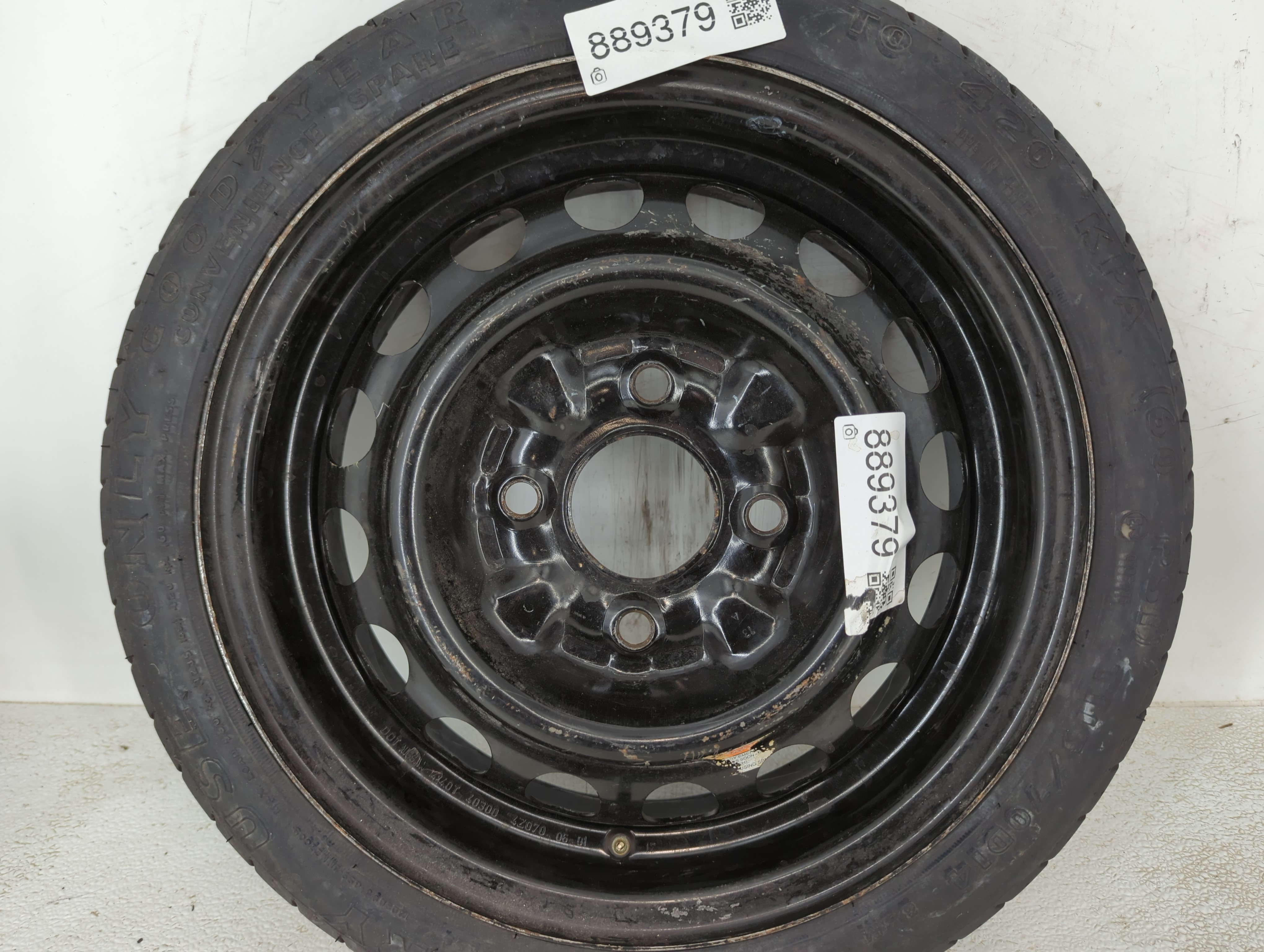 2002-2003 Honda Civic Spare Donut Tire Wheel Rim Oem 889379 - Oemusedautoparts1.com