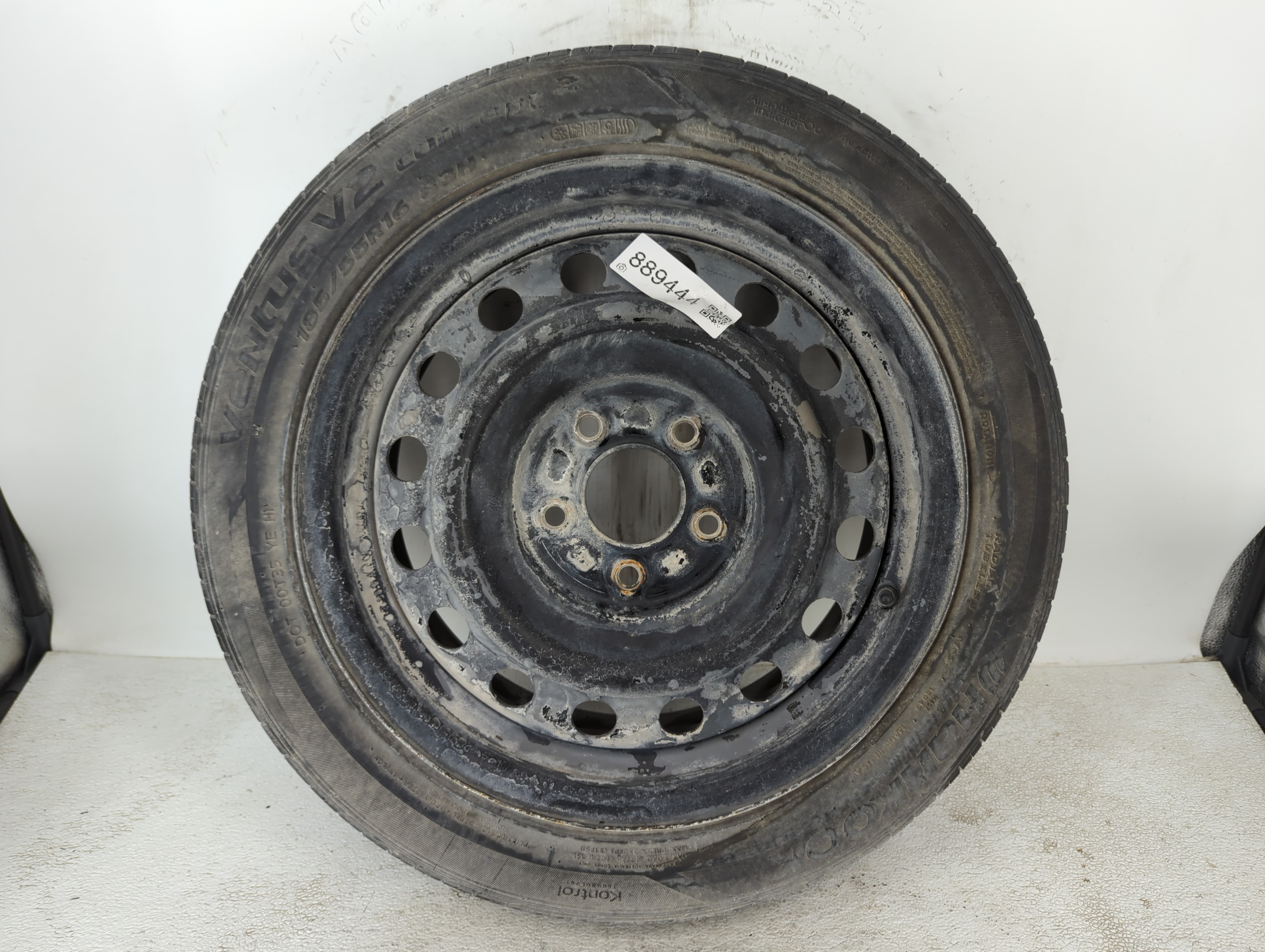 2018-2019 Nissan Sentra Spare Donut Tire Wheel Rim Oem 889444 - Oemusedautoparts1.com