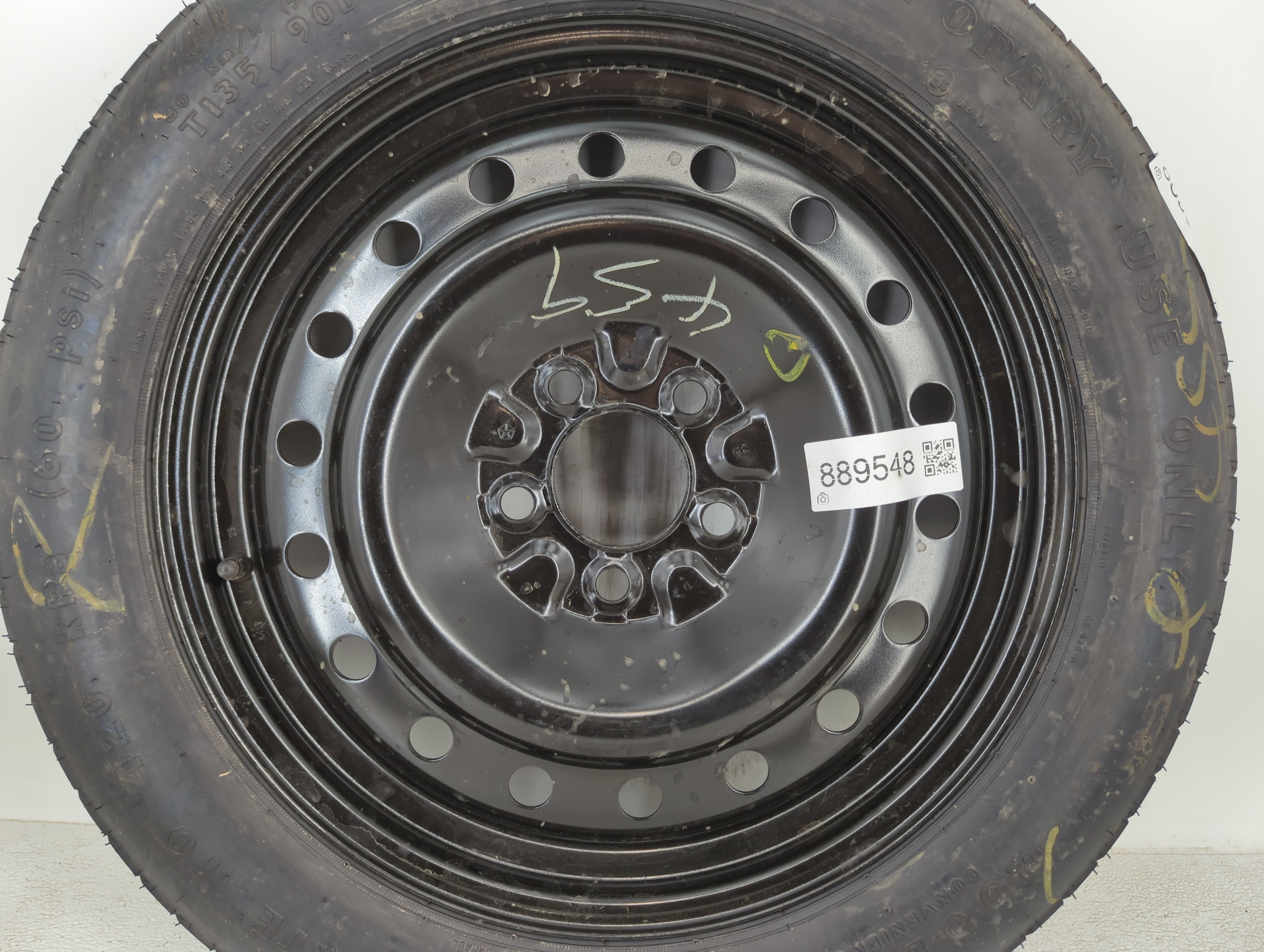 Picture of 2009-2016 Hyundai Genesis Spare Donut Tire Wheel Rim Oem 889548