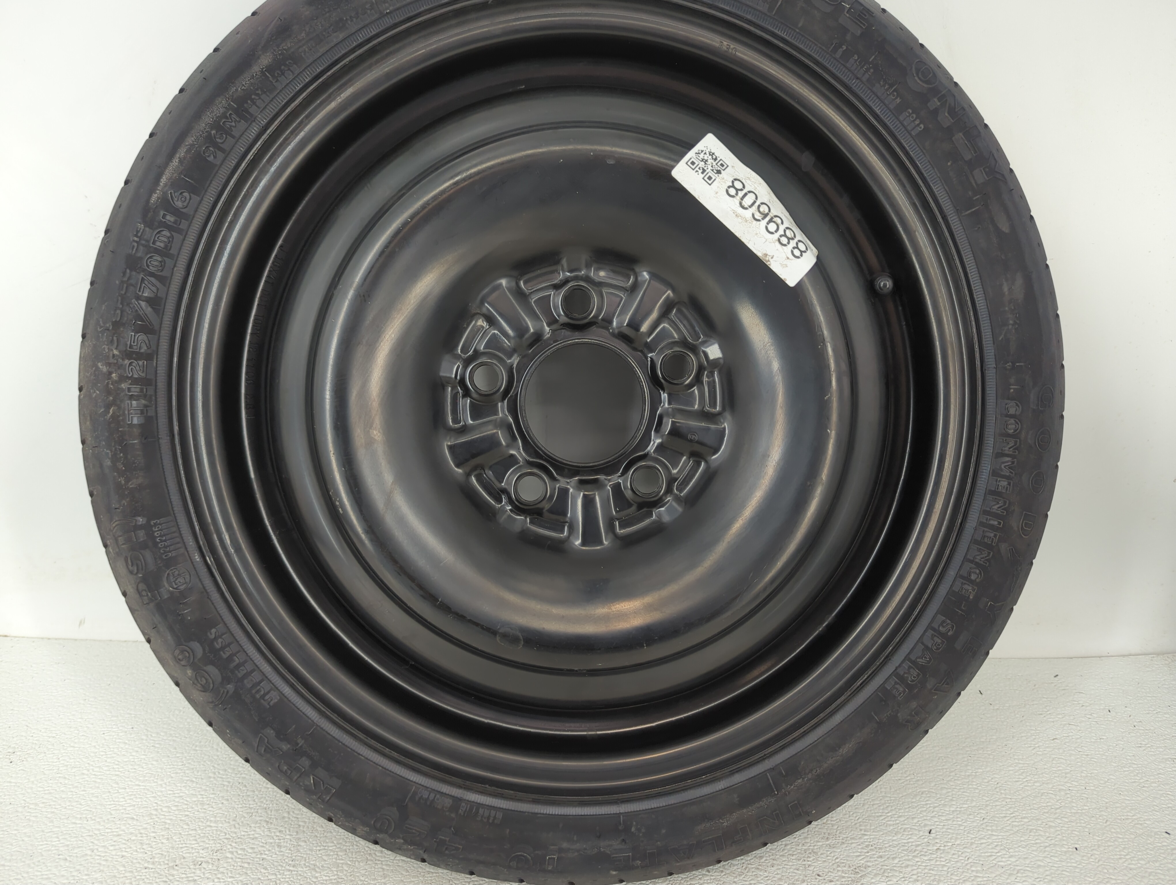 Picture of 2006-2015 Hyundai Tucson Spare Donut Tire Wheel Rim Oem 889608