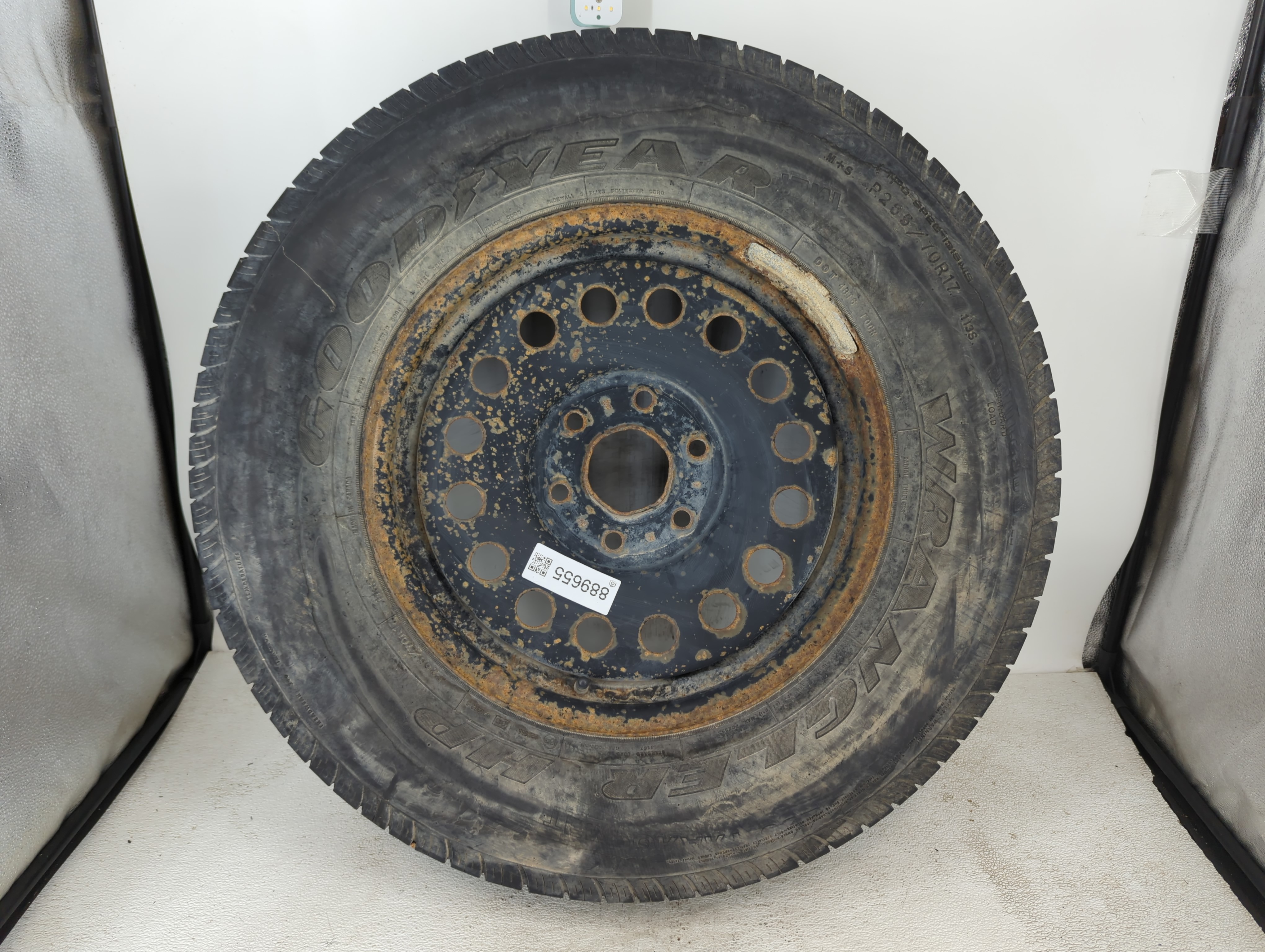 2007-2014 Chevrolet Tahoe Spare Donut Tire Wheel Rim Oem 889655 - Oemusedautoparts1.com