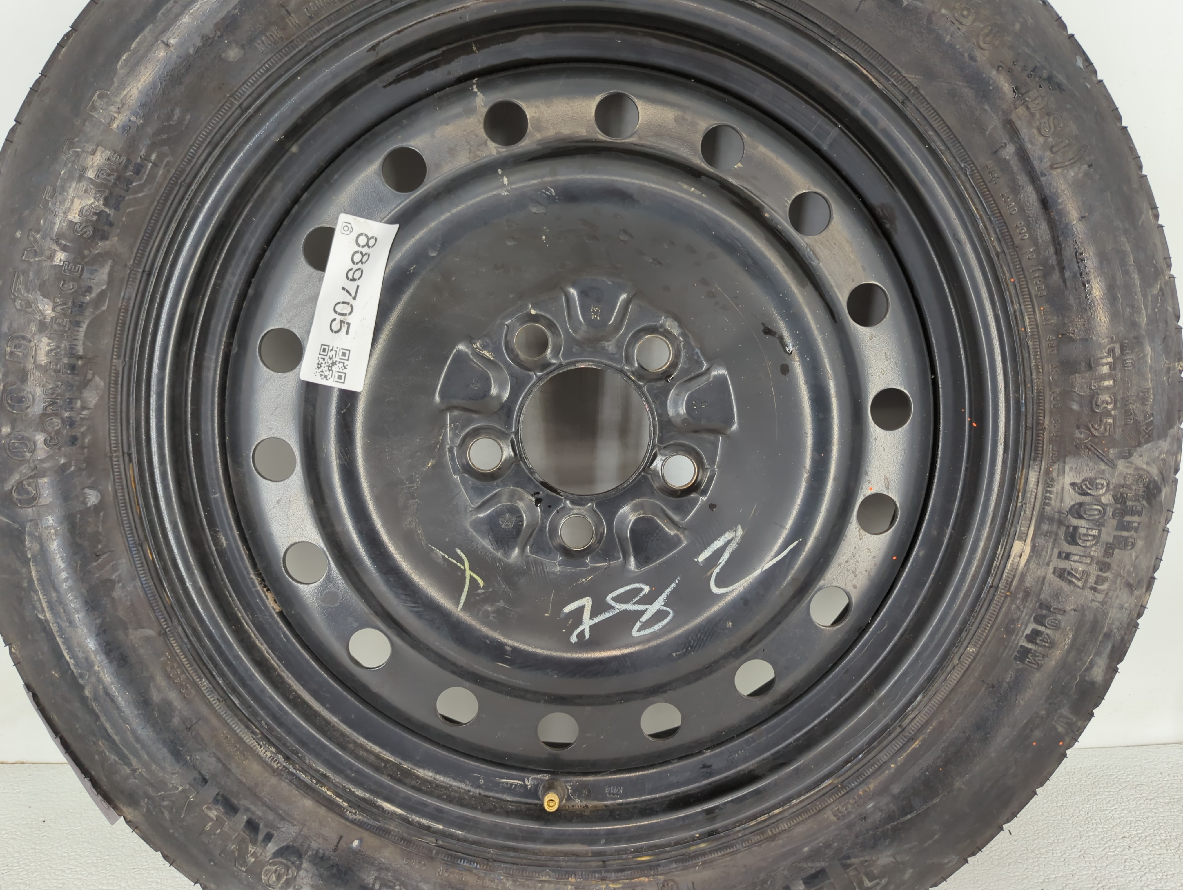 2009-2016 Hyundai Genesis Spare Donut Tire Wheel Rim Oem 889705 - Oemusedautoparts1.com