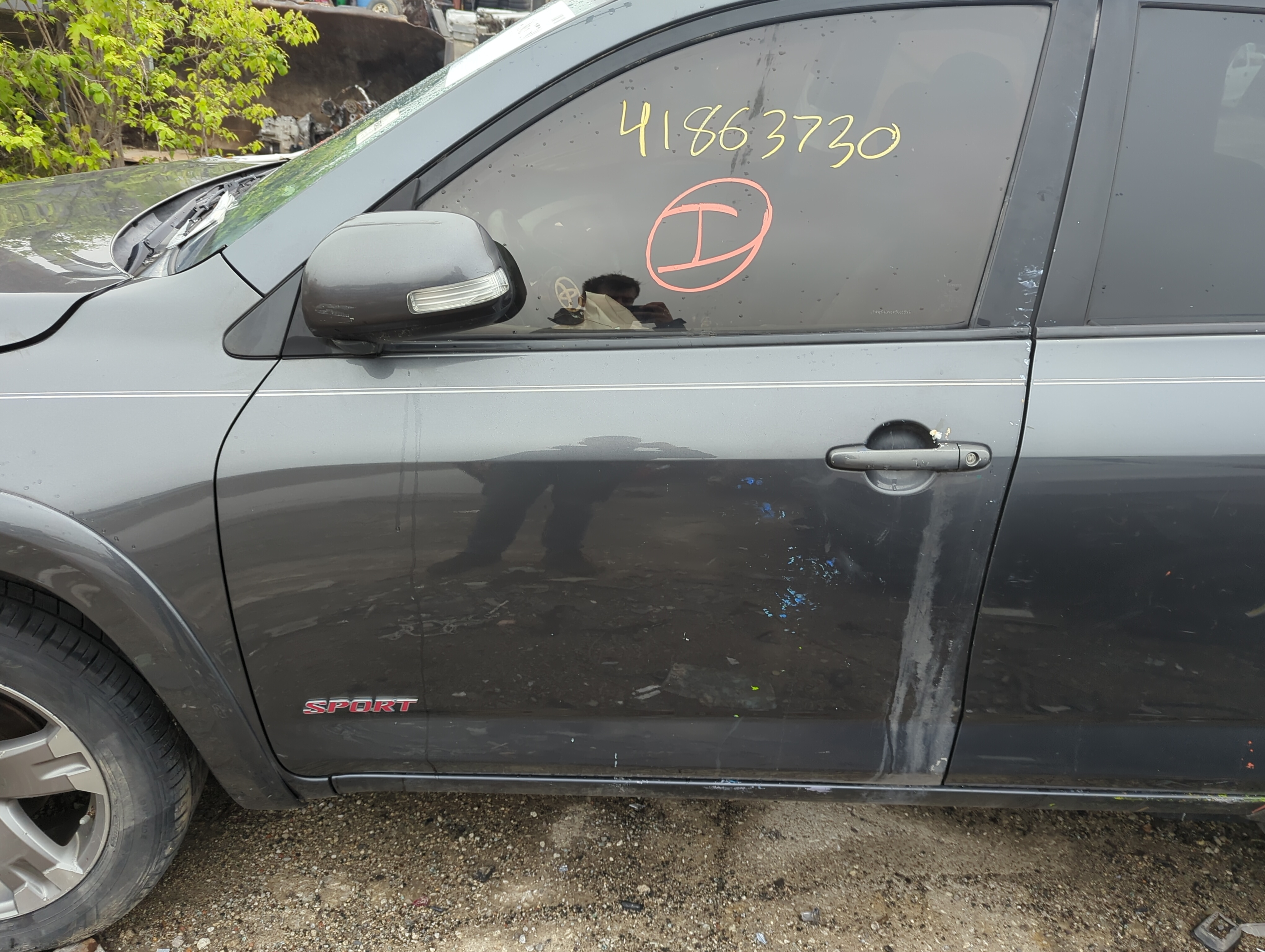 2006-2014 Toyota Rav4 Driver Front Door Oem 889803 - Oemusedautoparts1.com