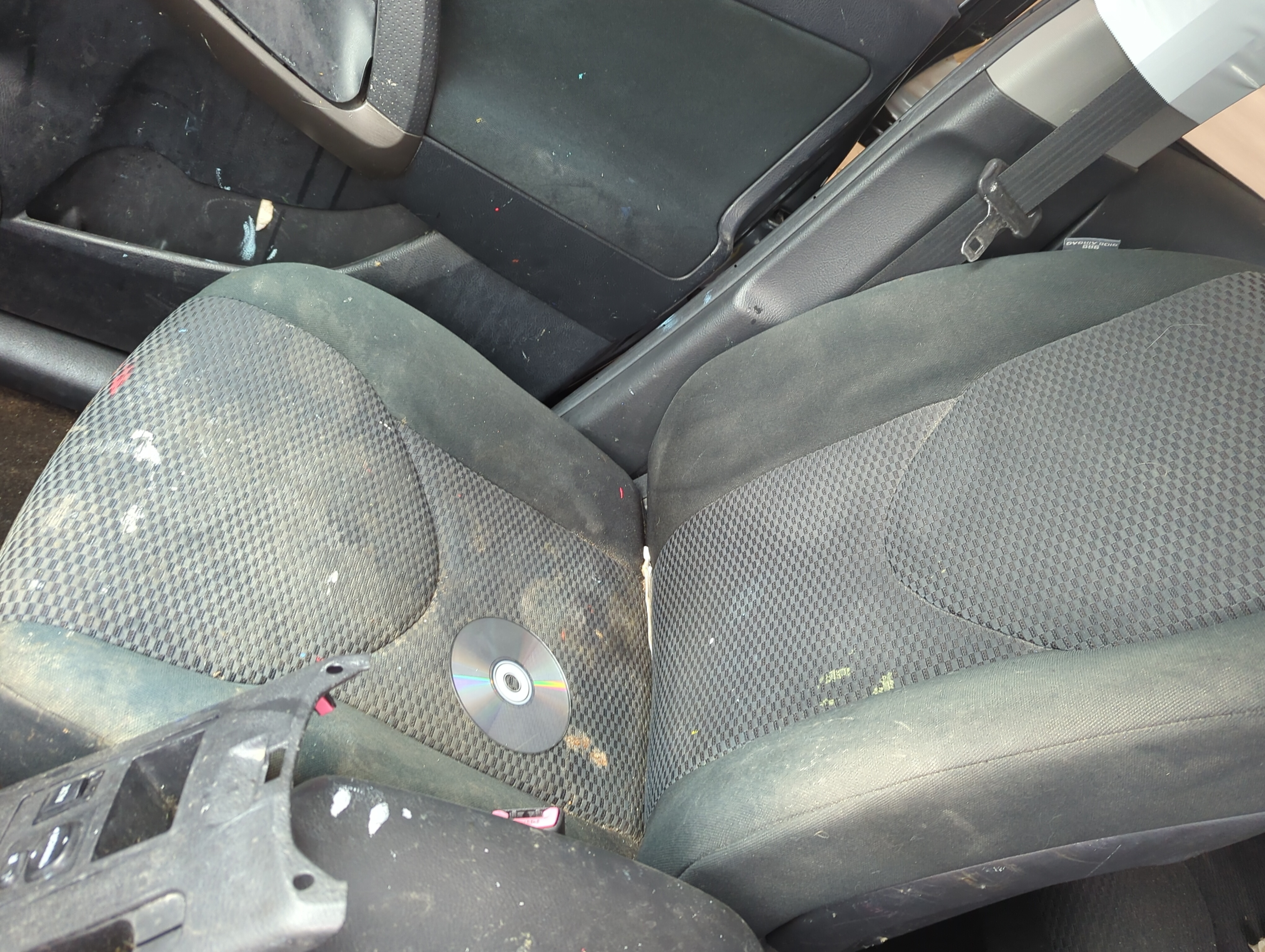 2009-2010 Toyota Rav4 Passenger Front Seat Oem 889913 - Oemusedautoparts1.com