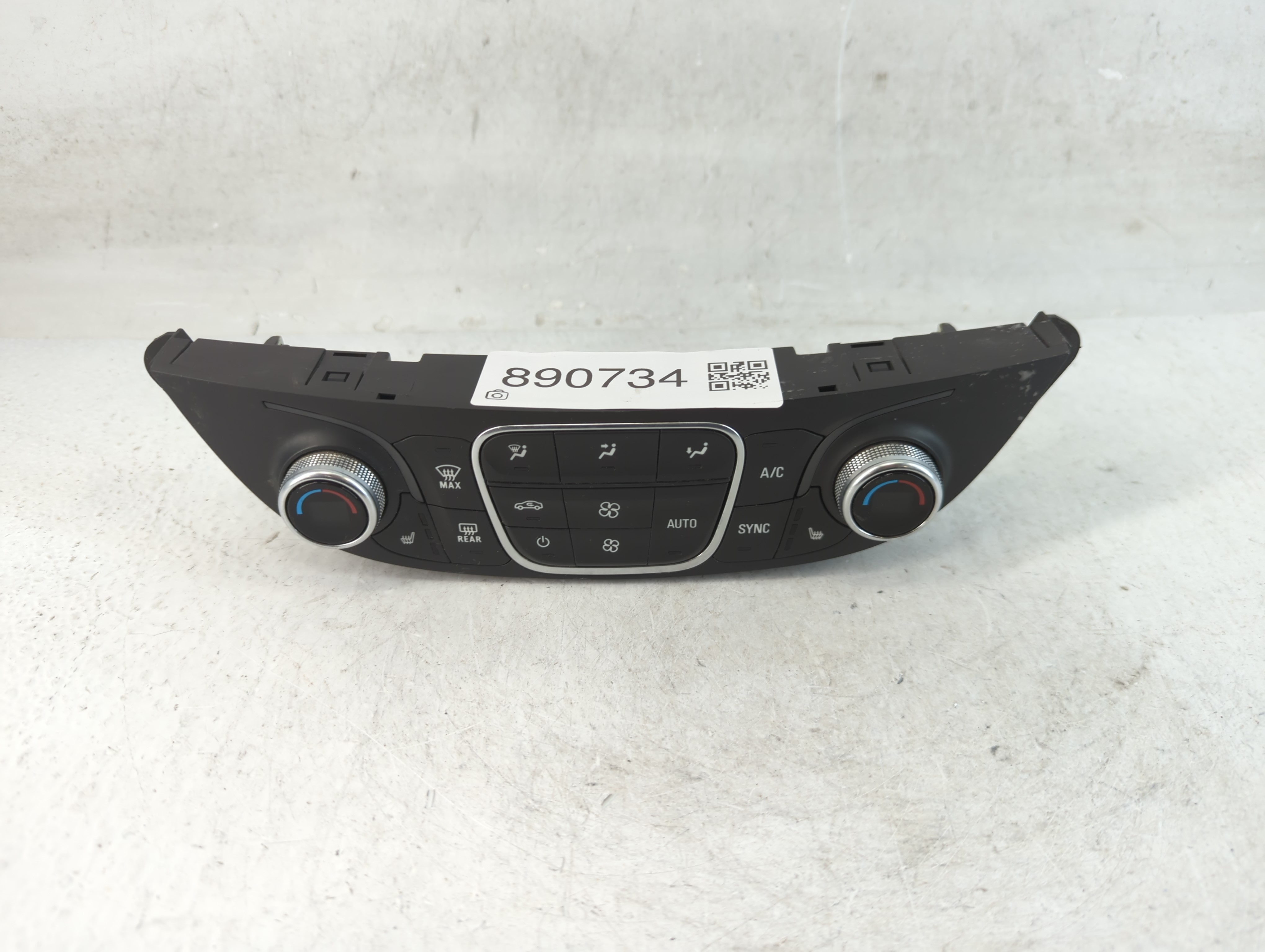 2018-2021 Chevrolet Malibu Ac Heater Climate Control 84684288 890734 - Oemusedautoparts1.com